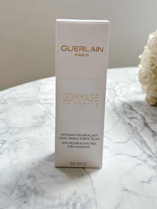 GUERLAIN Le Gommage De Beauté 
Exfoliant Resurfaçant