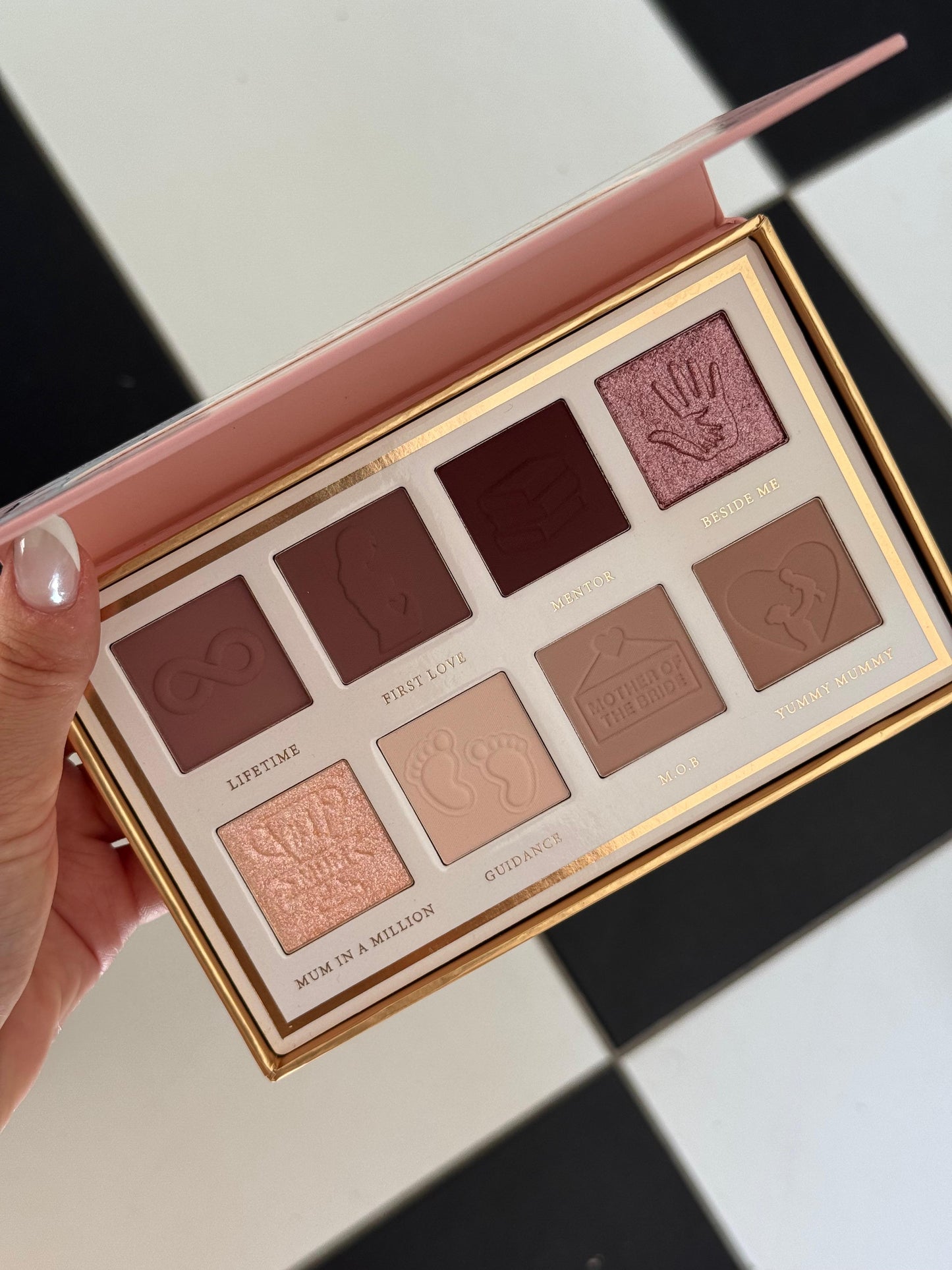P.LOUISE Love Tapes Eyeshadow Palette - Lady In Charge