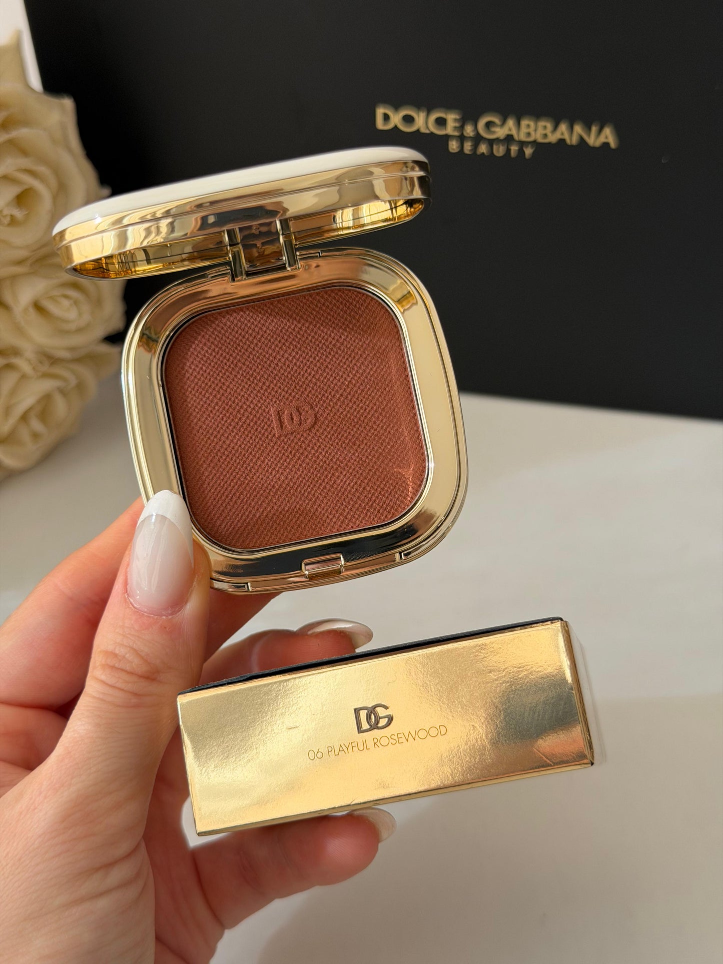 DOLCE & GABBANA
Cheek&Eyes Match - Lasting Blush & Eyshadow Powder (06)