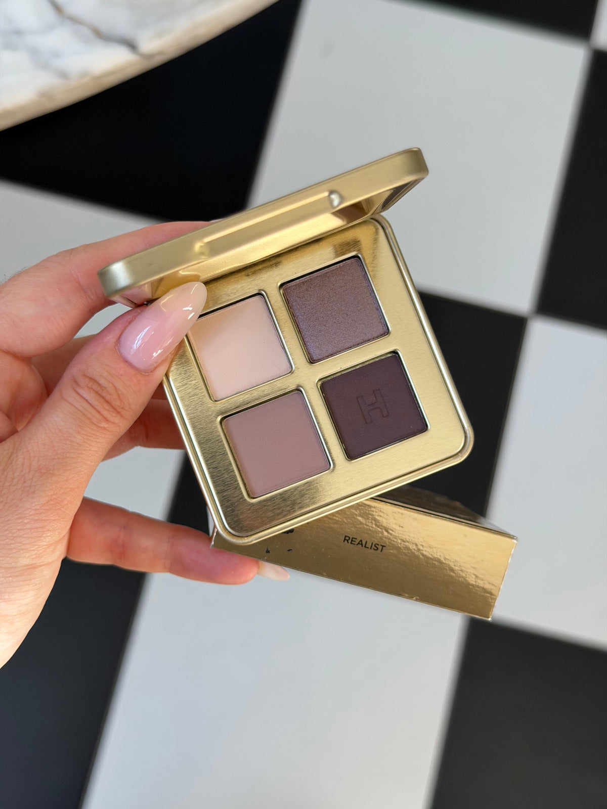 HOURGLASS Curator Eyeshadow Palette - Realist
