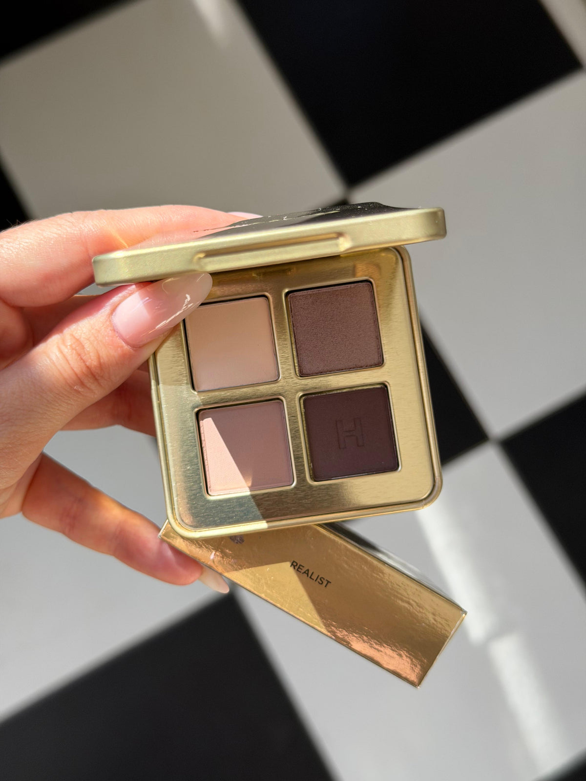 HOURGLASS Curator Eyeshadow Palette - Realist