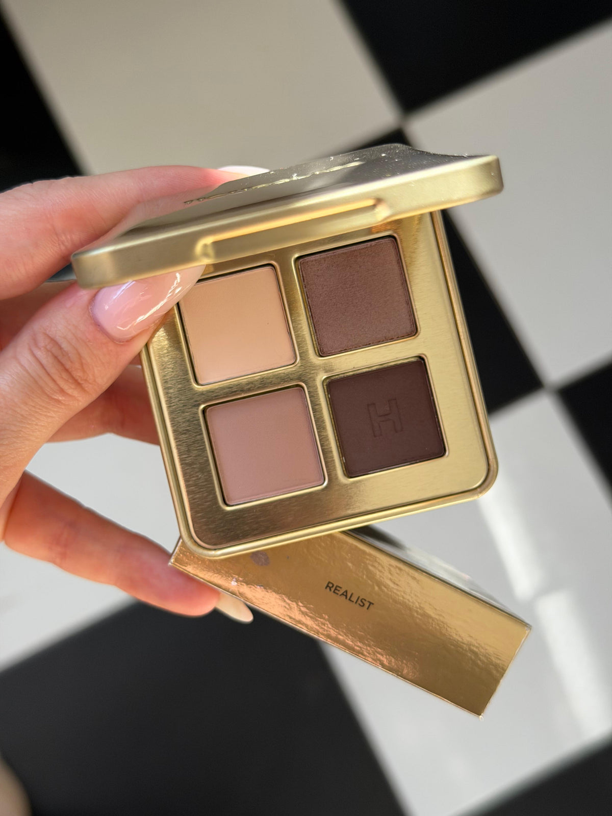 HOURGLASS Curator Eyeshadow Palette - Realist