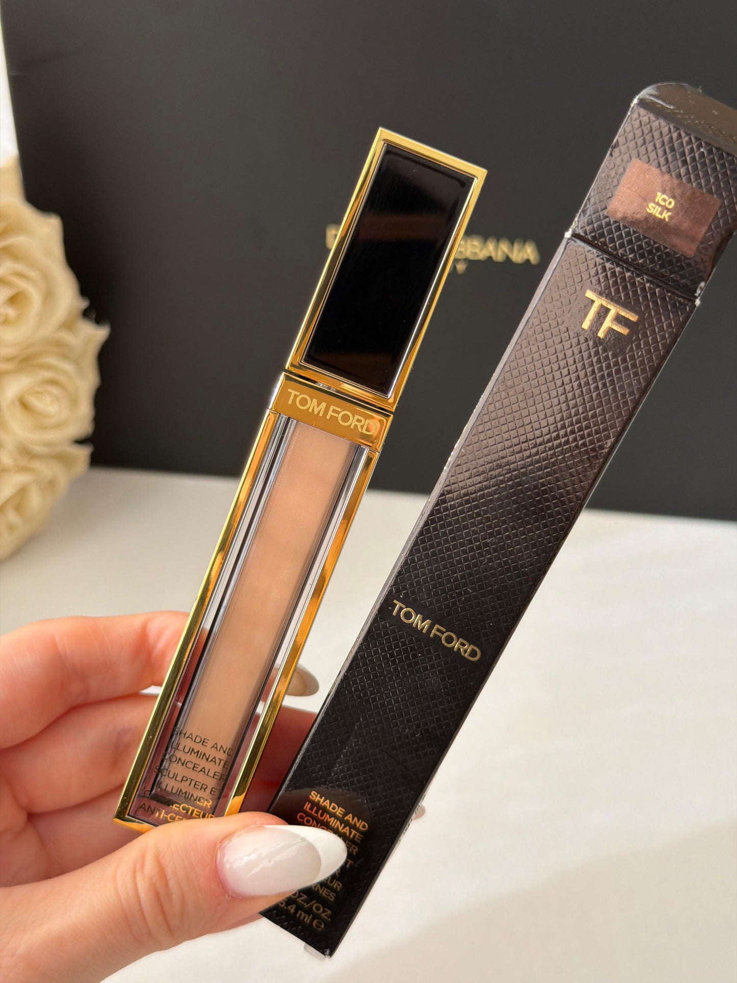TOM FORD Shade And Illuminate Concealer (1C0)