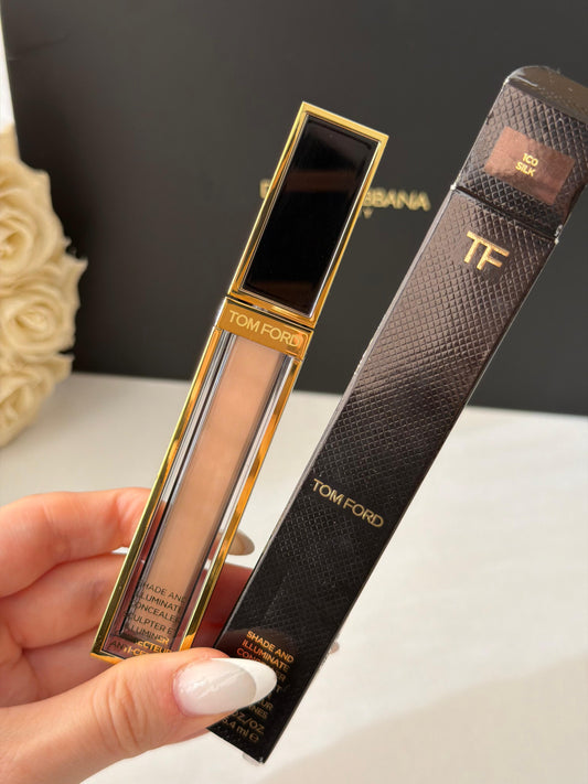 TOM FORD Shade And Illuminate Concealer (1C0)