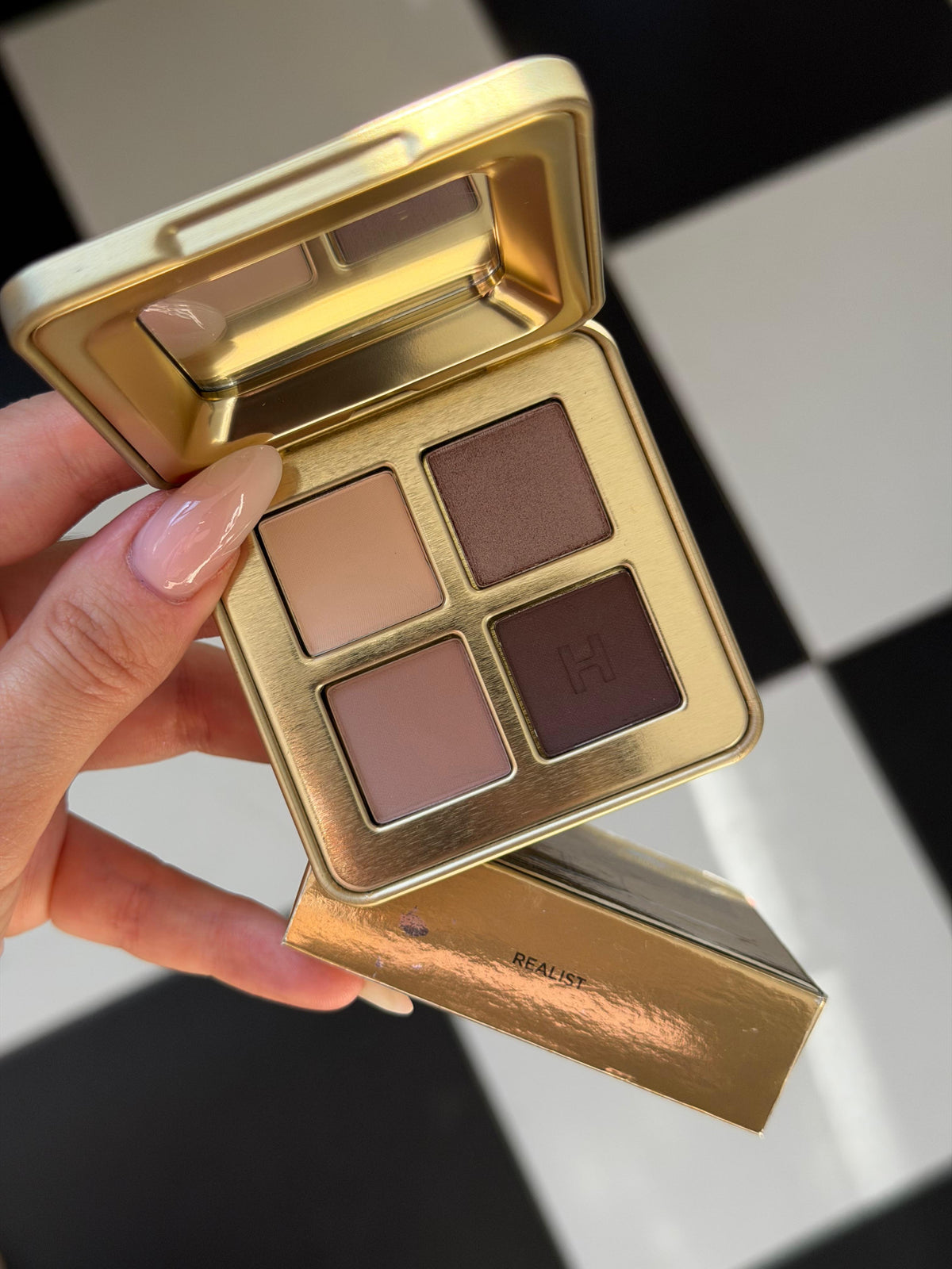 HOURGLASS Curator Eyeshadow Palette - Realist