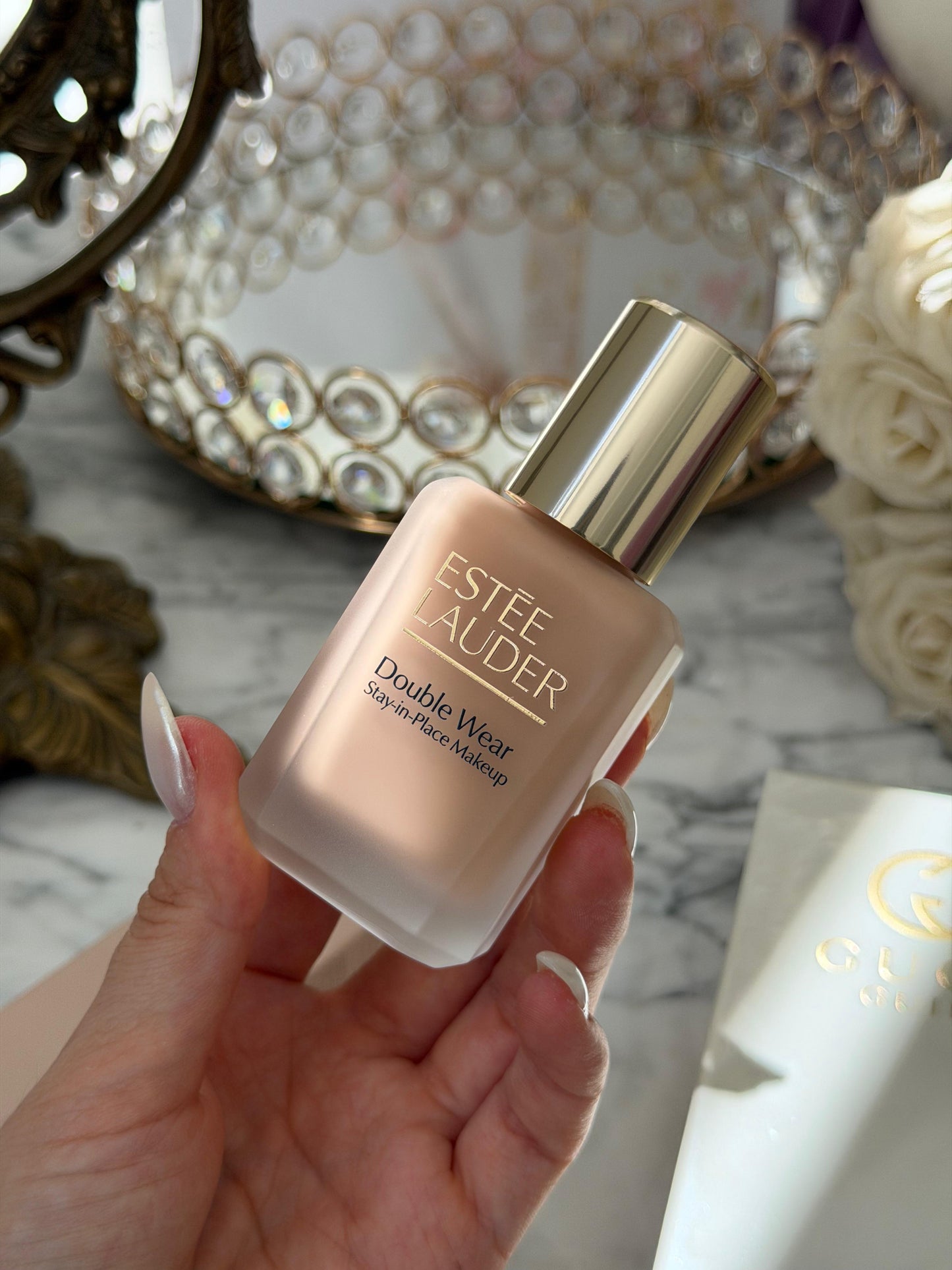 ESTÉE LAUDER Double Wear (New)
Stay-in-Place Longwear Matte Foundation