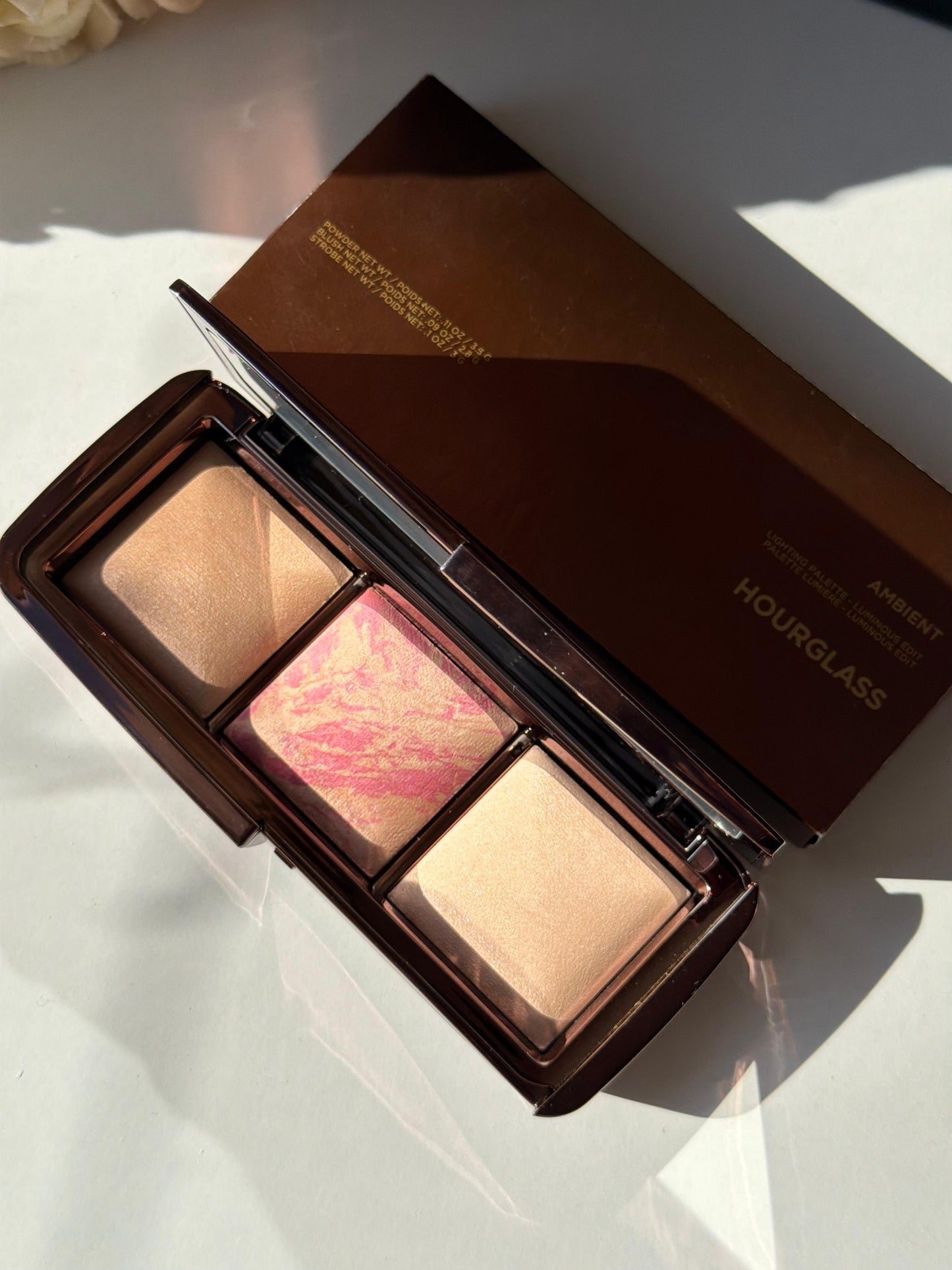 HOURGLASS Ambient Lighting Palette (Powder, Blush, Strobe) - Luminous Edit
