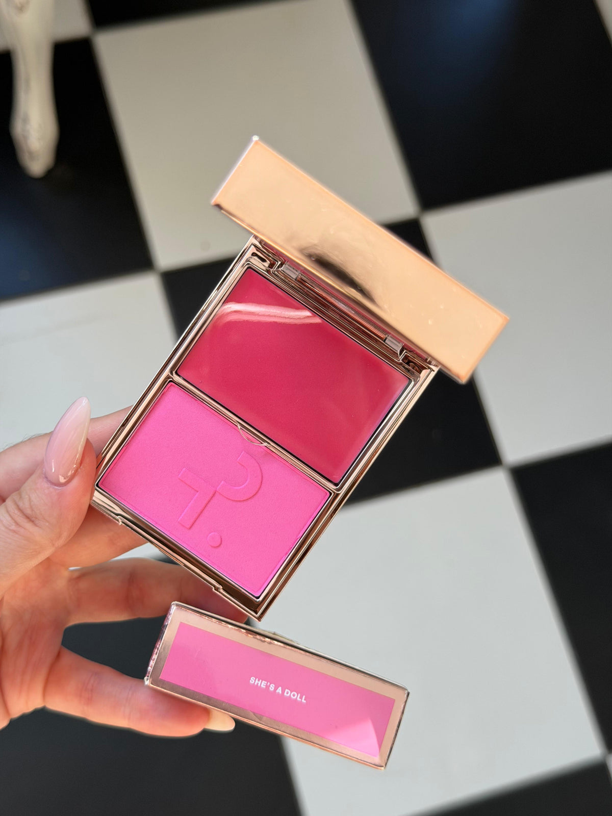 PATRICK TA 
Double Take Crème & Powder Blush Duo - She’s Giving