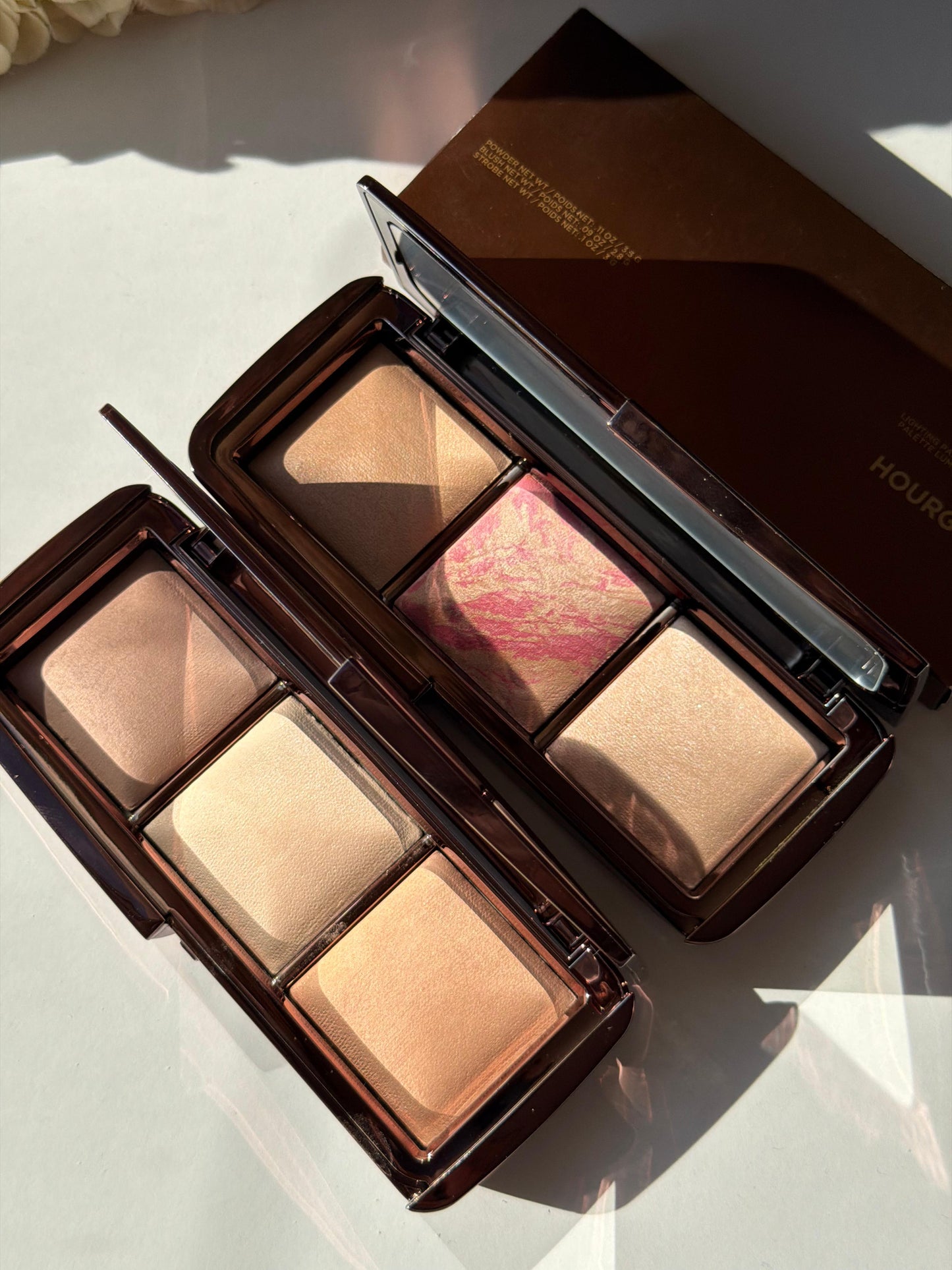 HOURGLASS Ambient Lighting Palette (Powder, Blush, Strobe) - Luminous Edit
