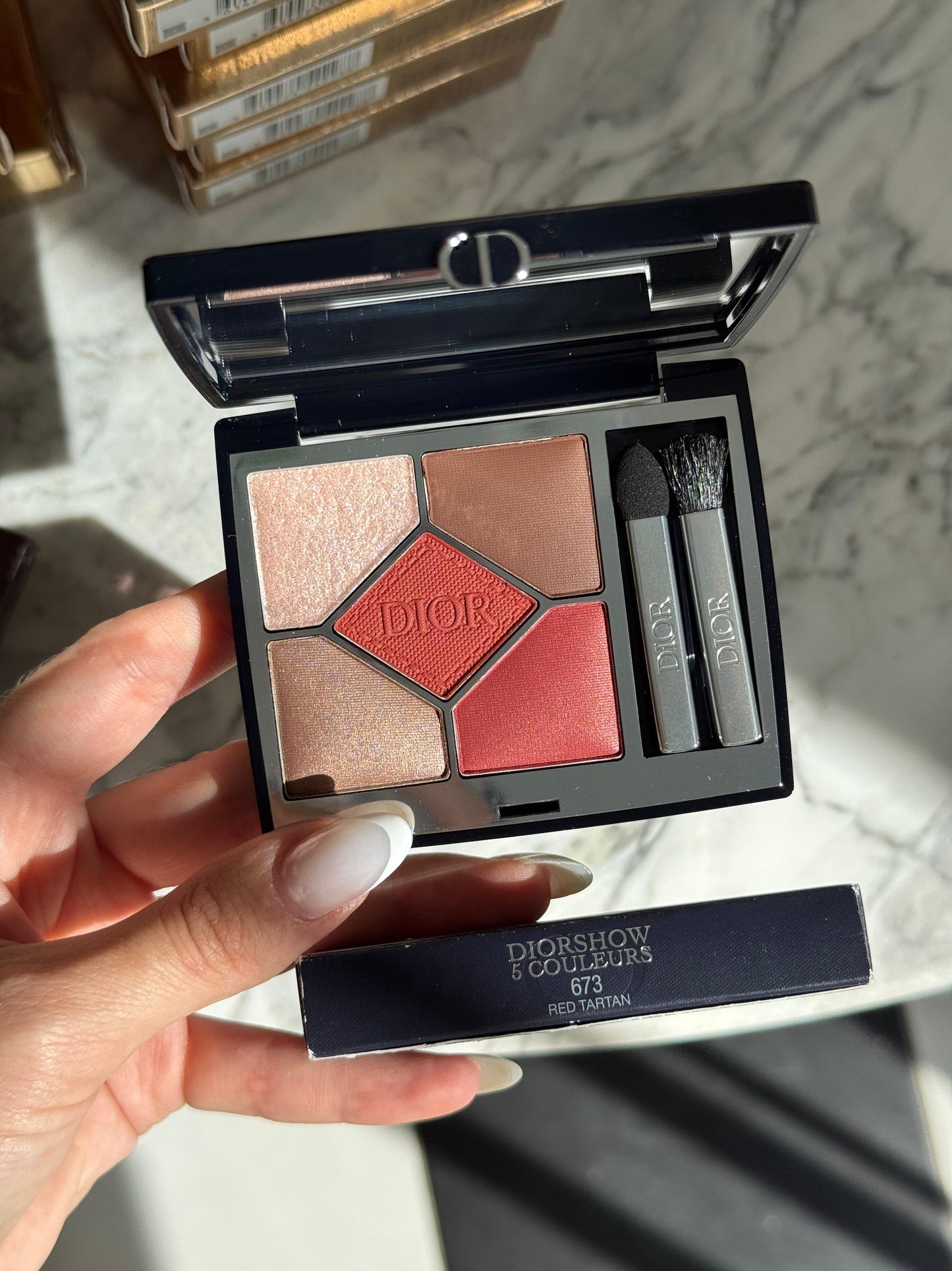 DIOR Diorshow 5 Couleurs
Eye Palette - 5 Eyeshadows - High Color and Long Wear (673)