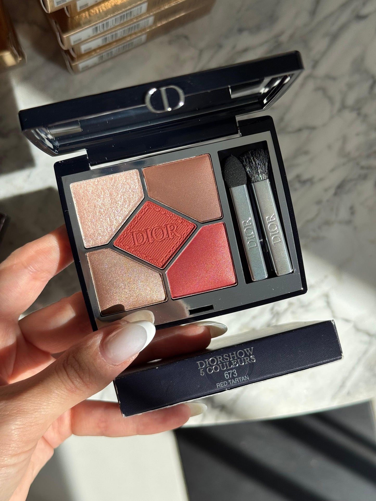 DIOR Diorshow 5 Couleurs
Eye Palette - 5 Eyeshadows - High Color and Long Wear (673)