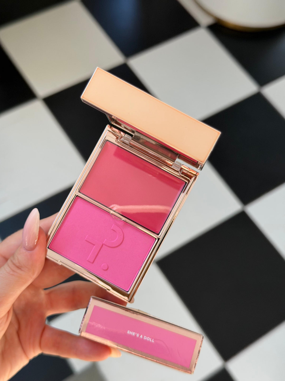 PATRICK TA 
Double Take Crème & Powder Blush Duo - She’s Giving