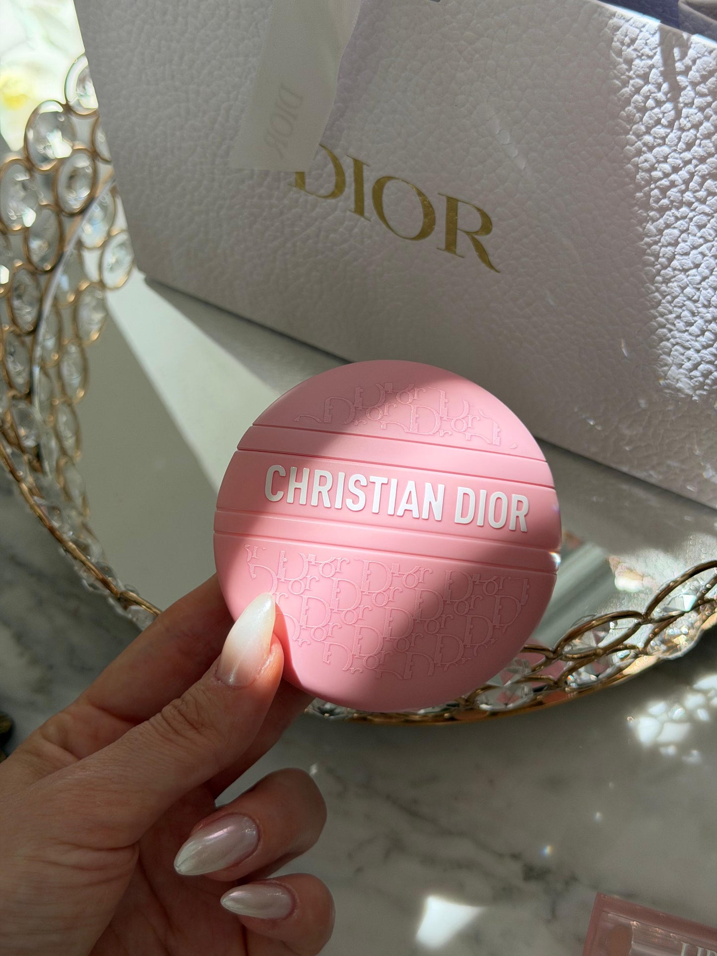 DIOR Le Baume
Revitalizing Balm for Hands, Lips and Body
