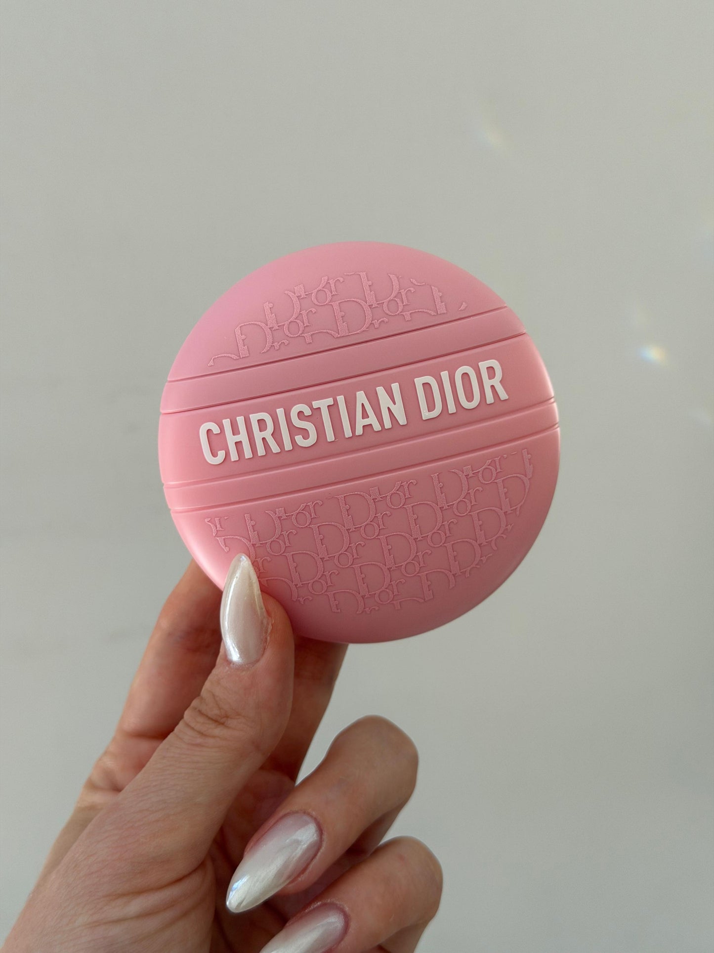DIOR Le Baume
Revitalizing Balm for Hands, Lips and Body