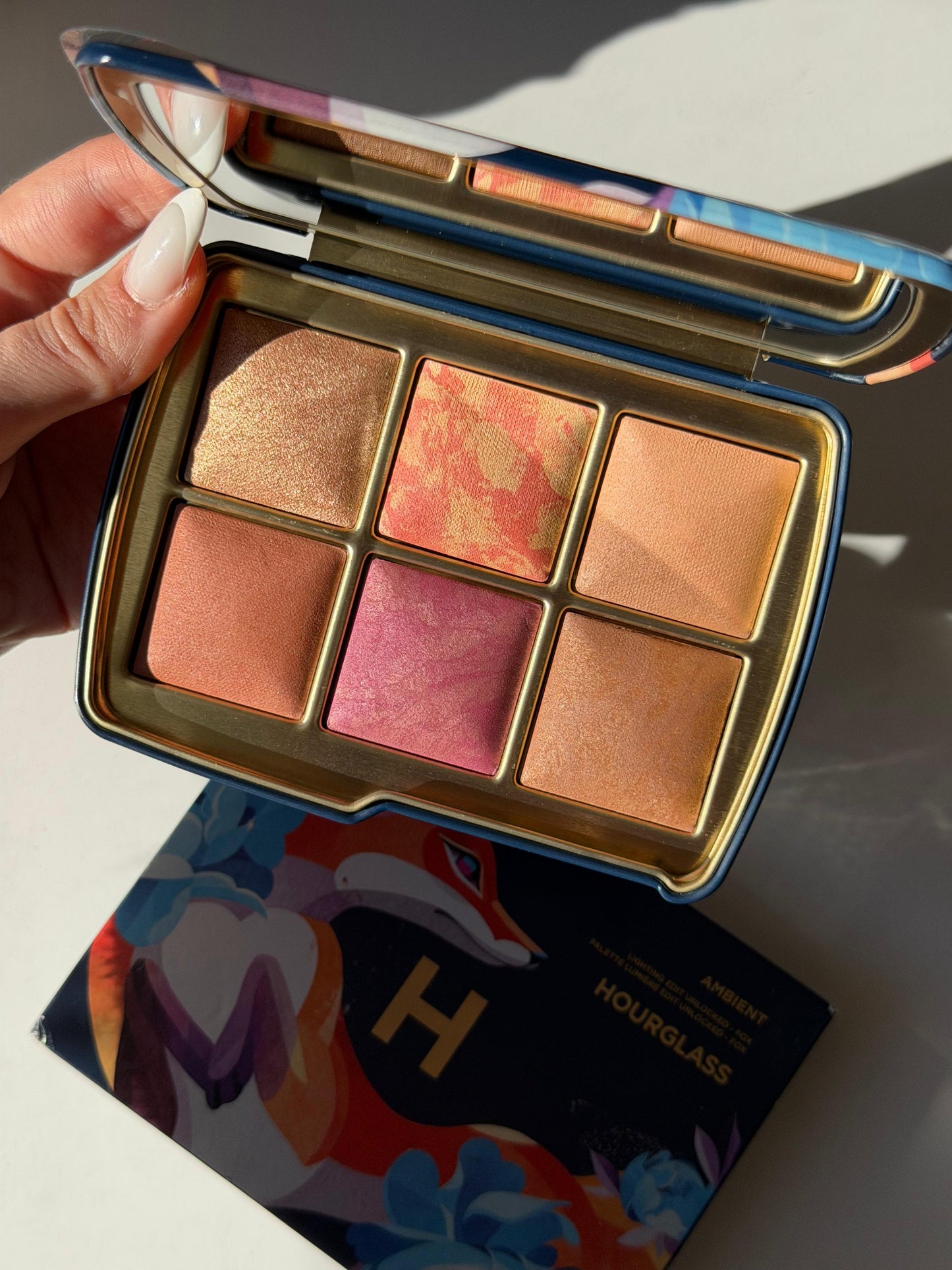 HOURGLASS Ambient Lighting Edit Unlocked Palette - Fox