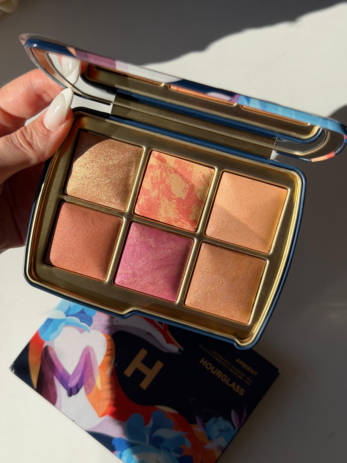 HOURGLASS Ambient Lighting Edit Unlocked Palette - Fox
