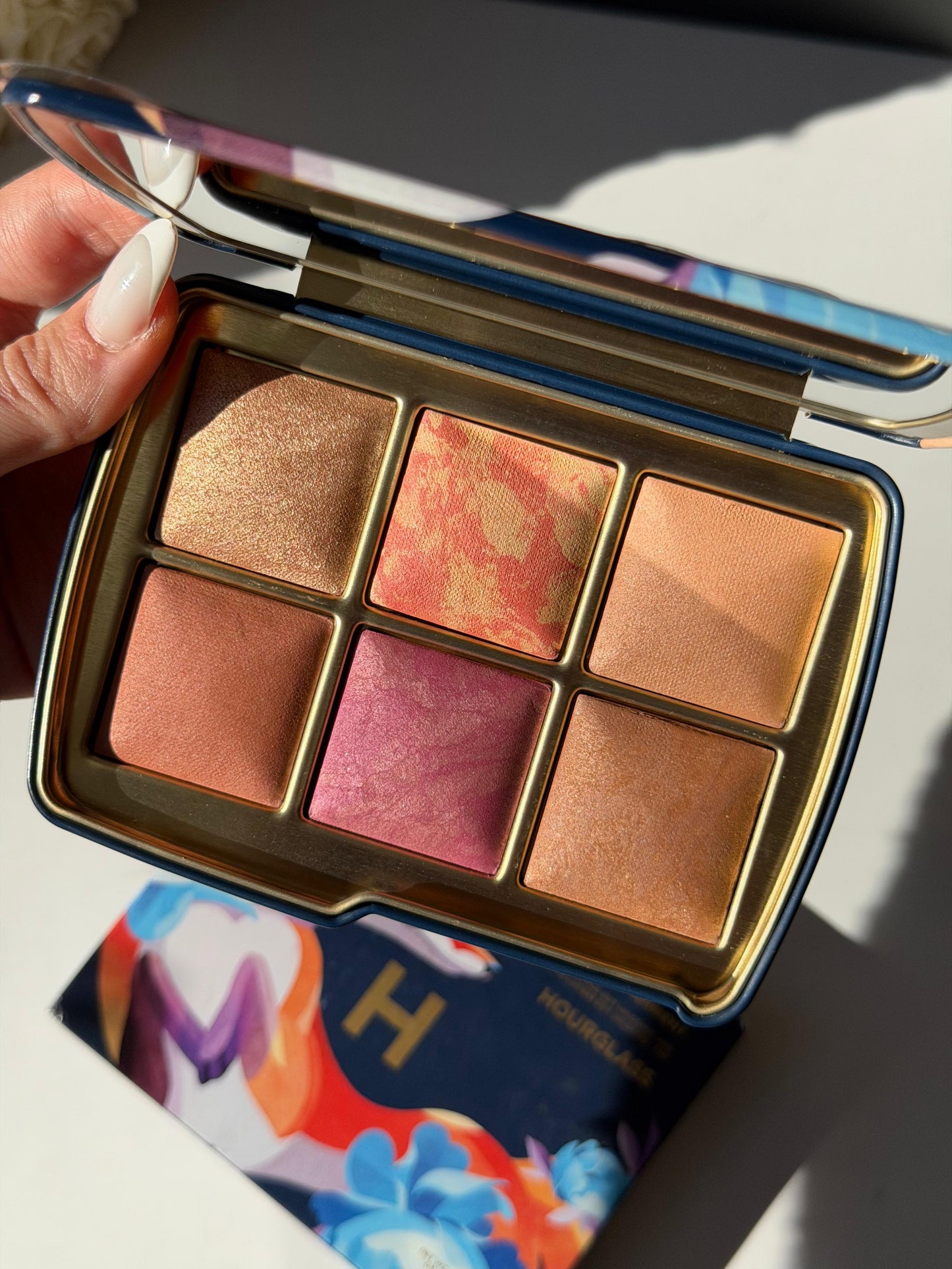 HOURGLASS Ambient Lighting Edit Unlocked Palette - Fox