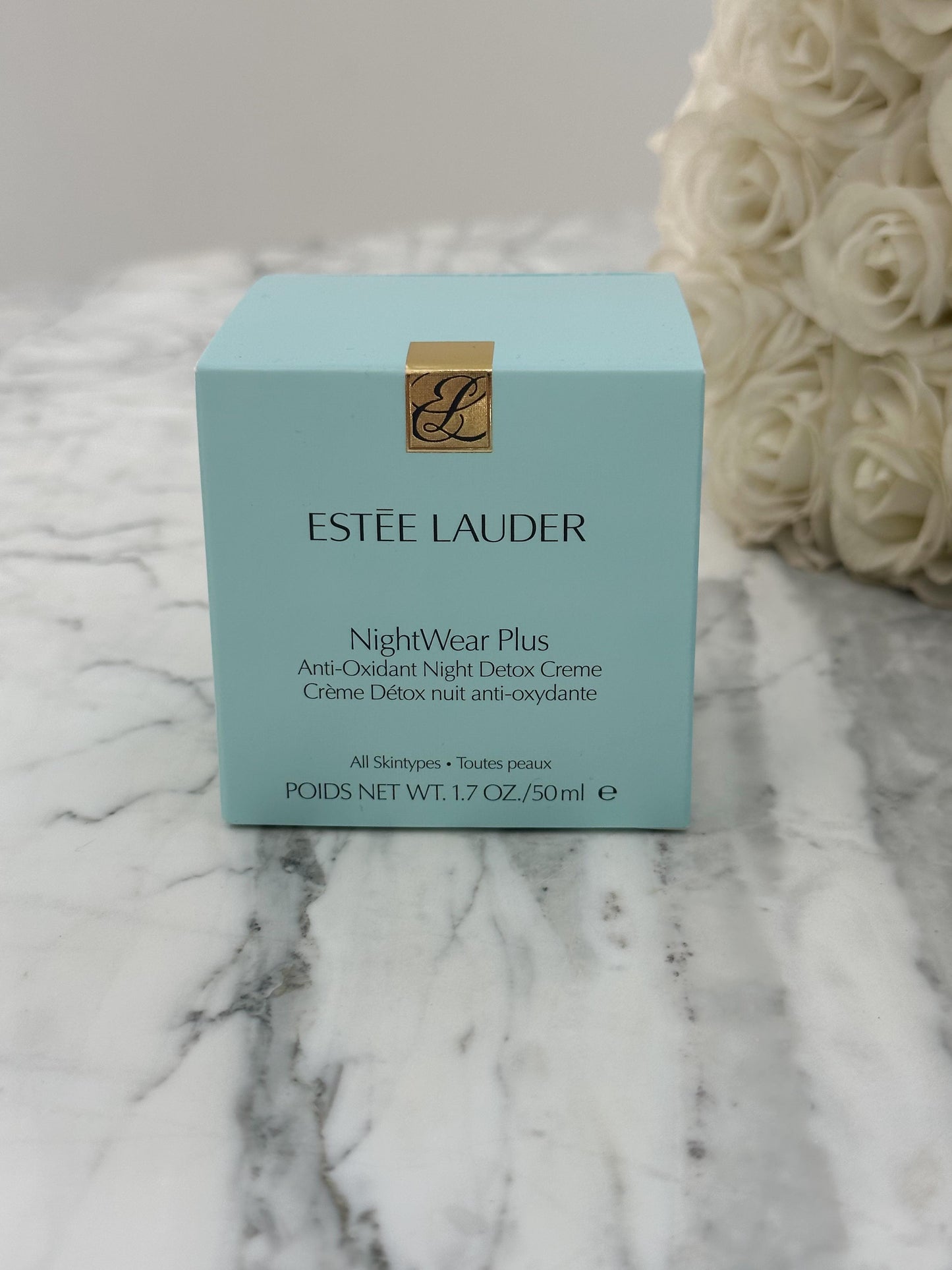 ESTÉE LAUDER NightWear Plus Moisturizer
Anti-Oxidant Night Detox Creme