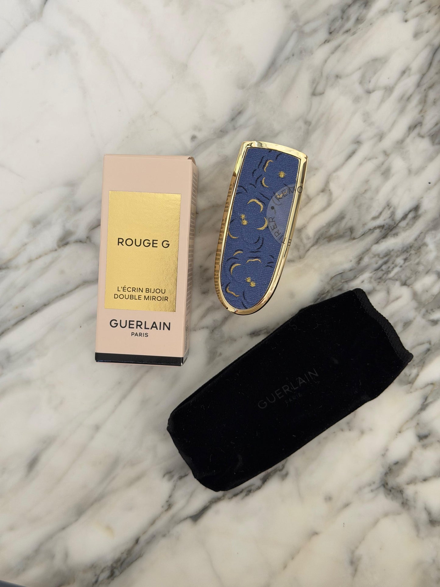 GUERLAIN Rouge G - Denim Flora
The Double Mirror Jewel Case