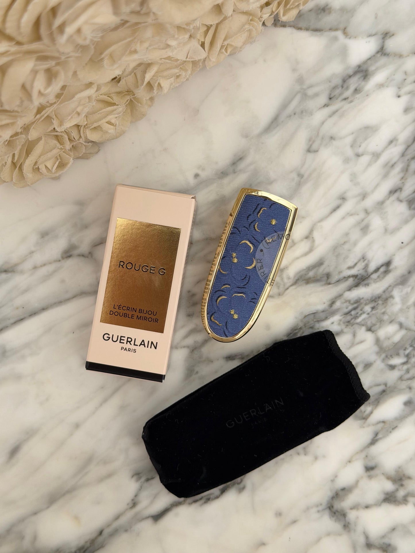 GUERLAIN Rouge G - Denim Flora
The Double Mirror Jewel Case