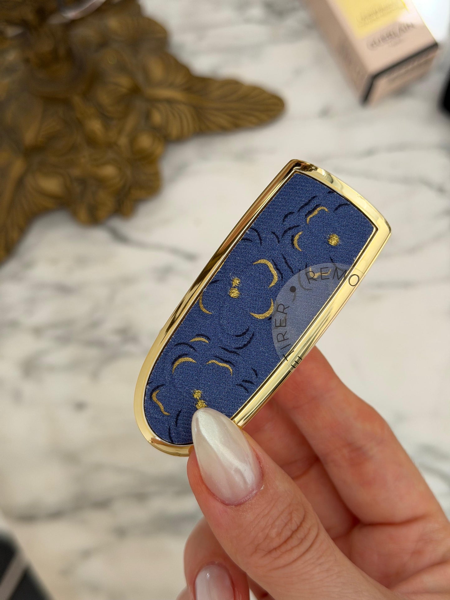 GUERLAIN Rouge G - Denim Flora
The Double Mirror Jewel Case