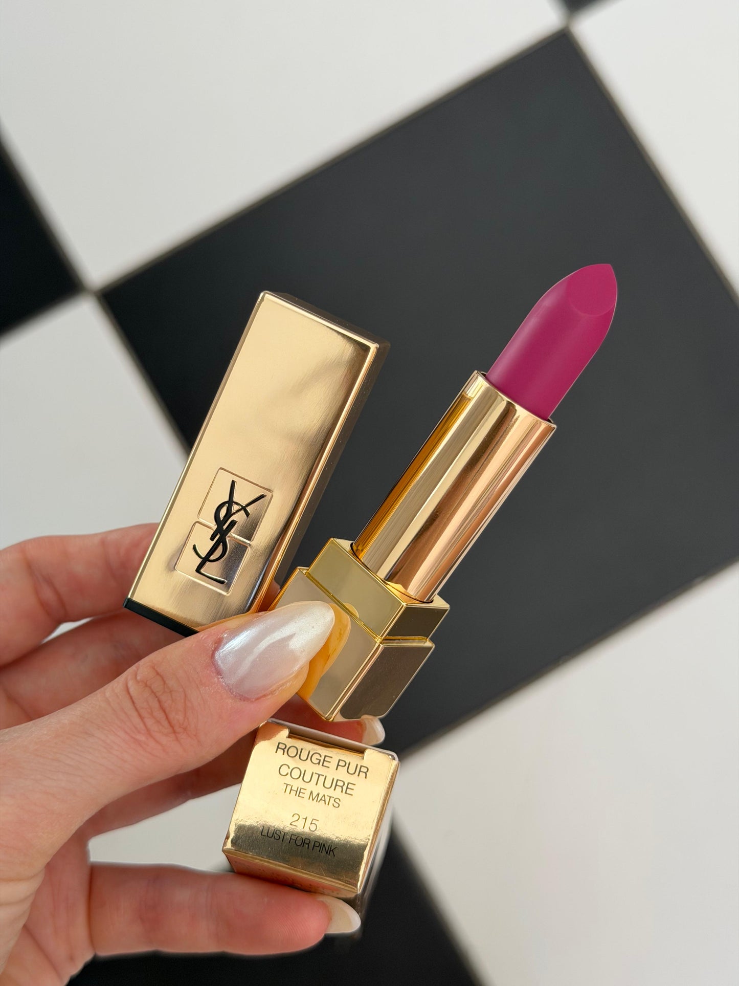 YSL Lipstick (215)
Rouge Pur Couture The Mats