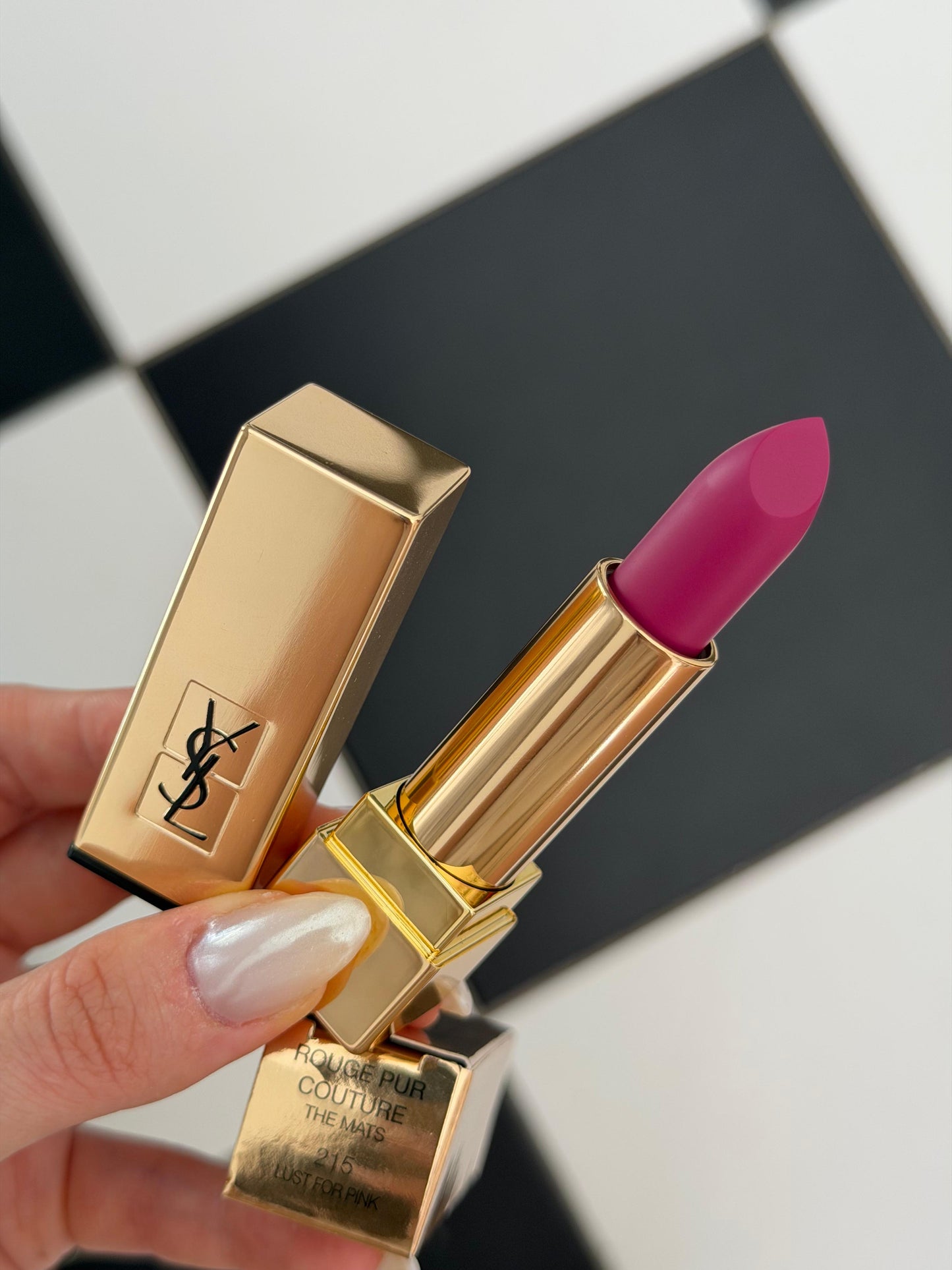 YSL Lipstick (215)
Rouge Pur Couture The Mats