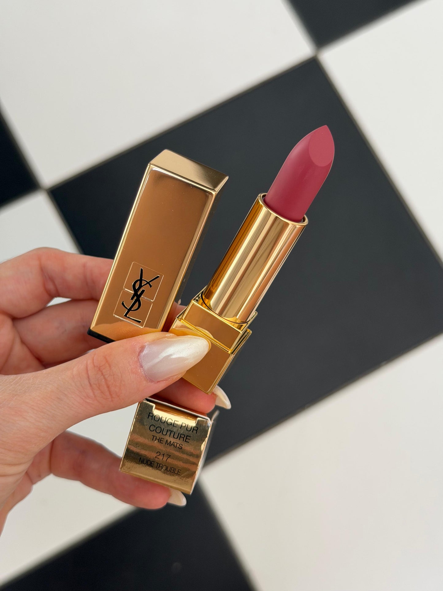 YSL Lipstick (217)
Rouge Pur Couture The Mats
