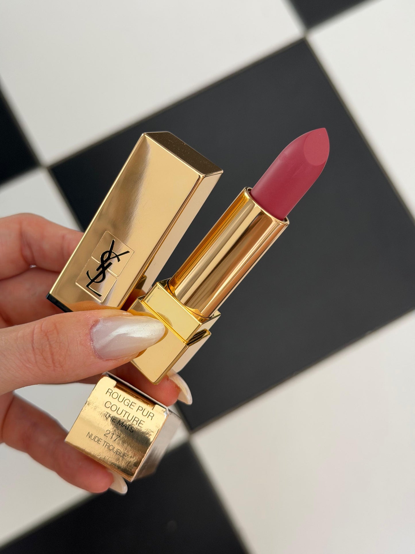 YSL Lipstick (217)
Rouge Pur Couture The Mats