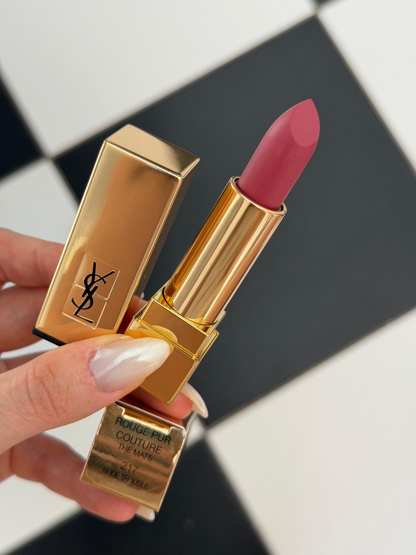 YSL Lipstick (217)
Rouge Pur Couture The Mats