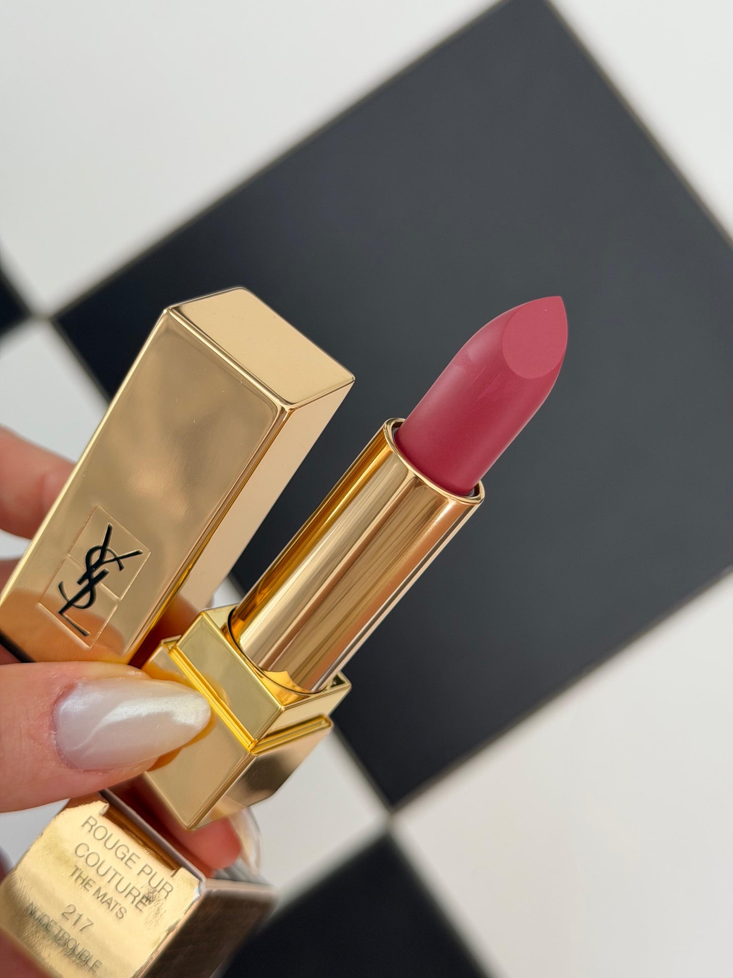 YSL Lipstick (217)
Rouge Pur Couture The Mats