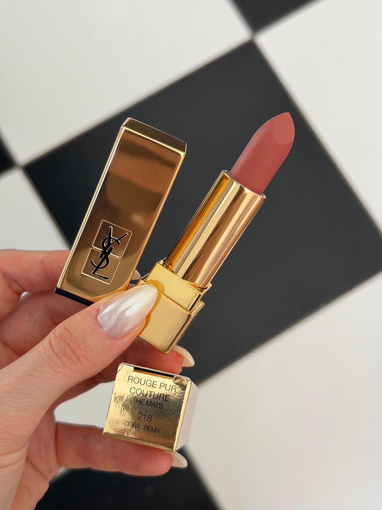 YSL Lipstick (218)
Rouge Pur Couture The Mats