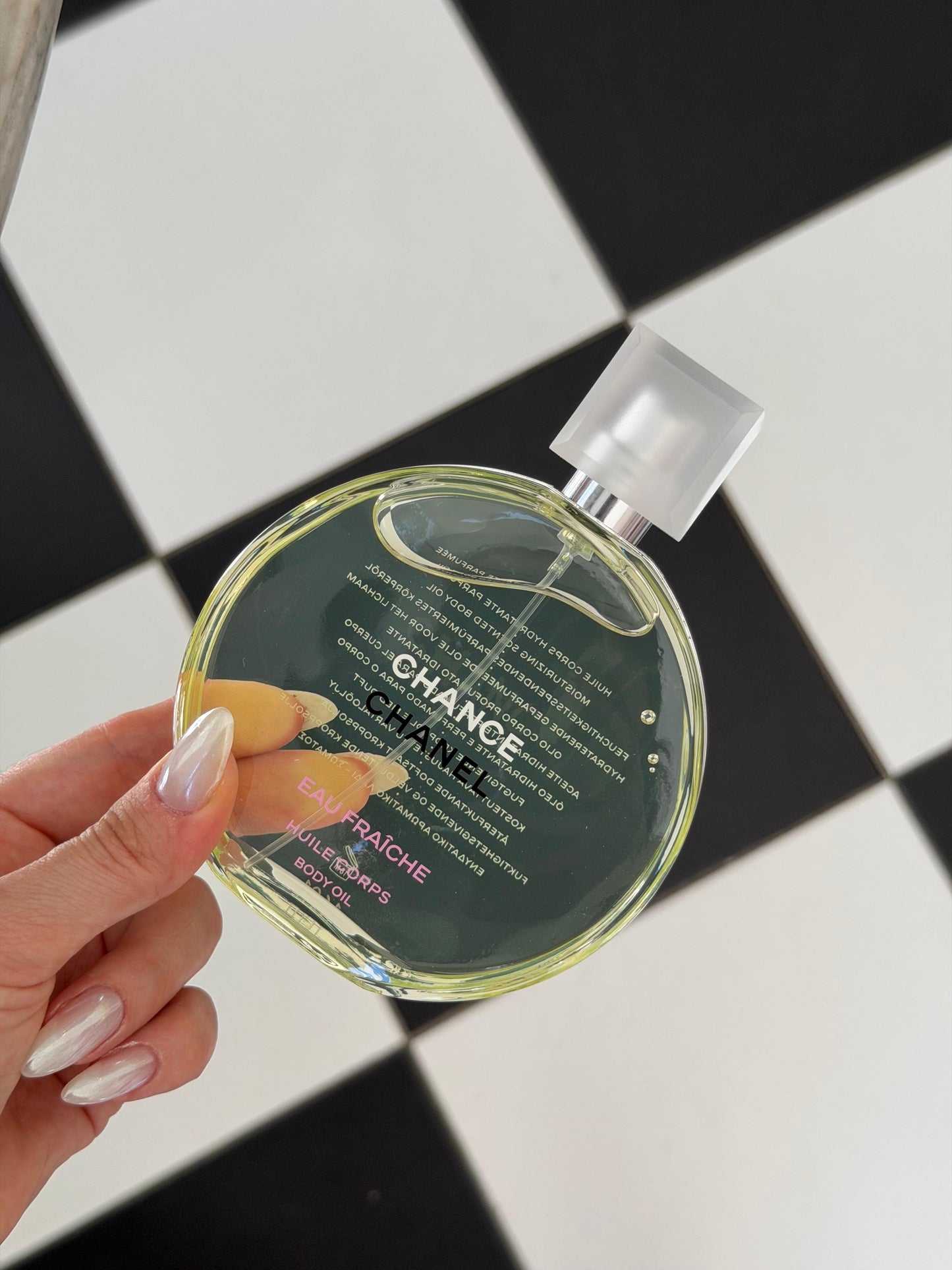 CHANEL Chance Eau Fraiche Body Oil
