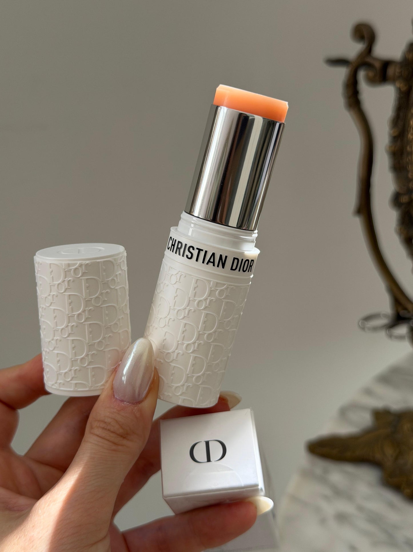 DIOR Le Stick UV Invisible High Protection
Mattifying Invisible UV Stick SPF 50 PA++++