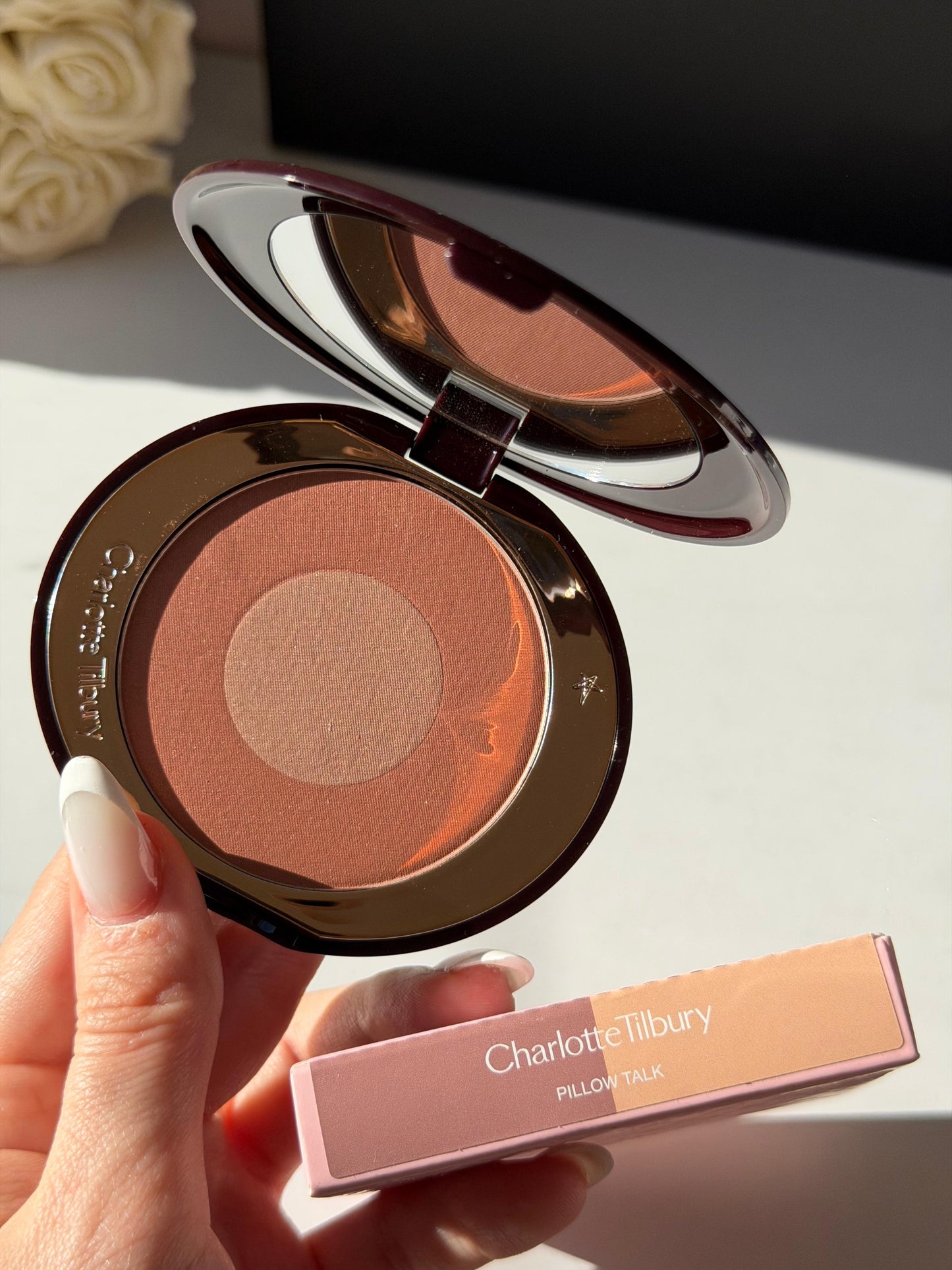 CHARLOTTE TILBURY Cheek To Chic - Swish & Glow Blusher - Pillow Talk