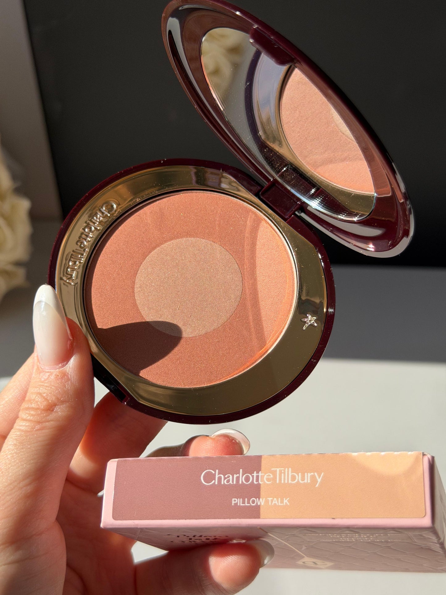 CHARLOTTE TILBURY Cheek To Chic - Swish & Glow Blusher - Pillow Talk