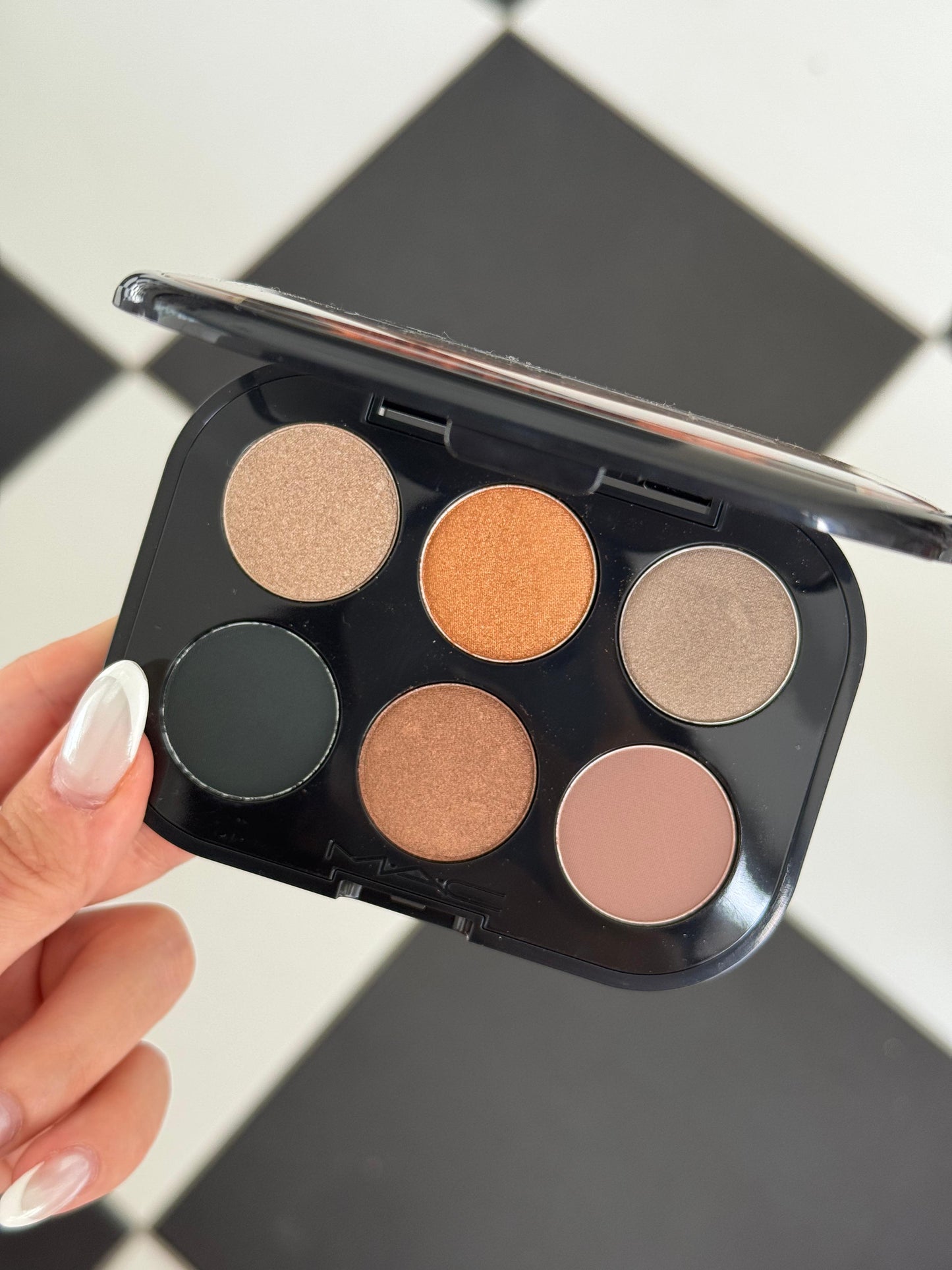 MAC Connect In Colour Eye Shadow Palette: Bronze Influence