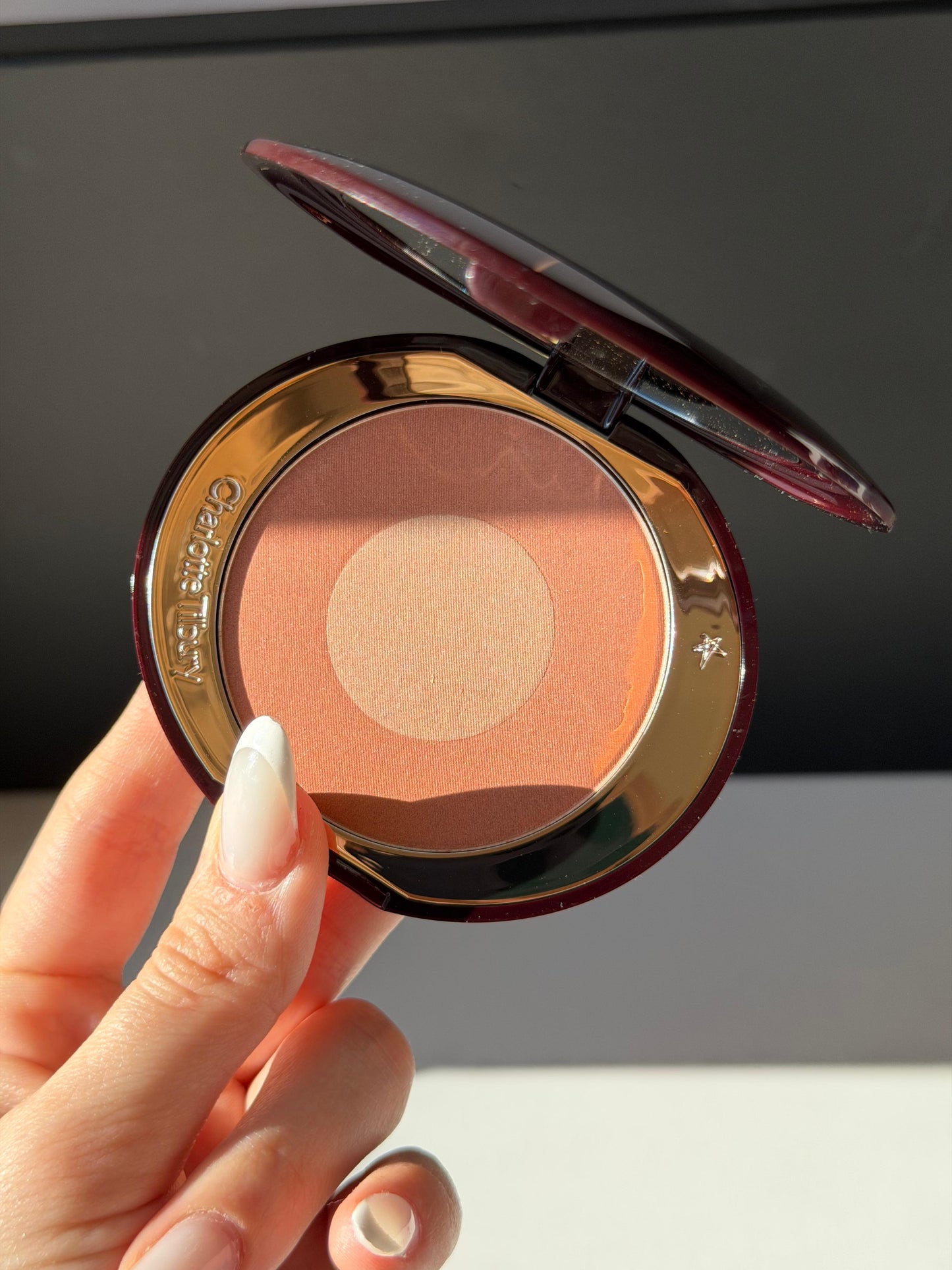 CHARLOTTE TILBURY Cheek To Chic - Swish & Glow Blusher - Pillow Talk