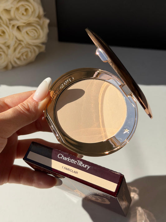 CHARLOTTE TILBURY Airbrush Flawless Finish (1)
Complexion Perfecting Micro Powder