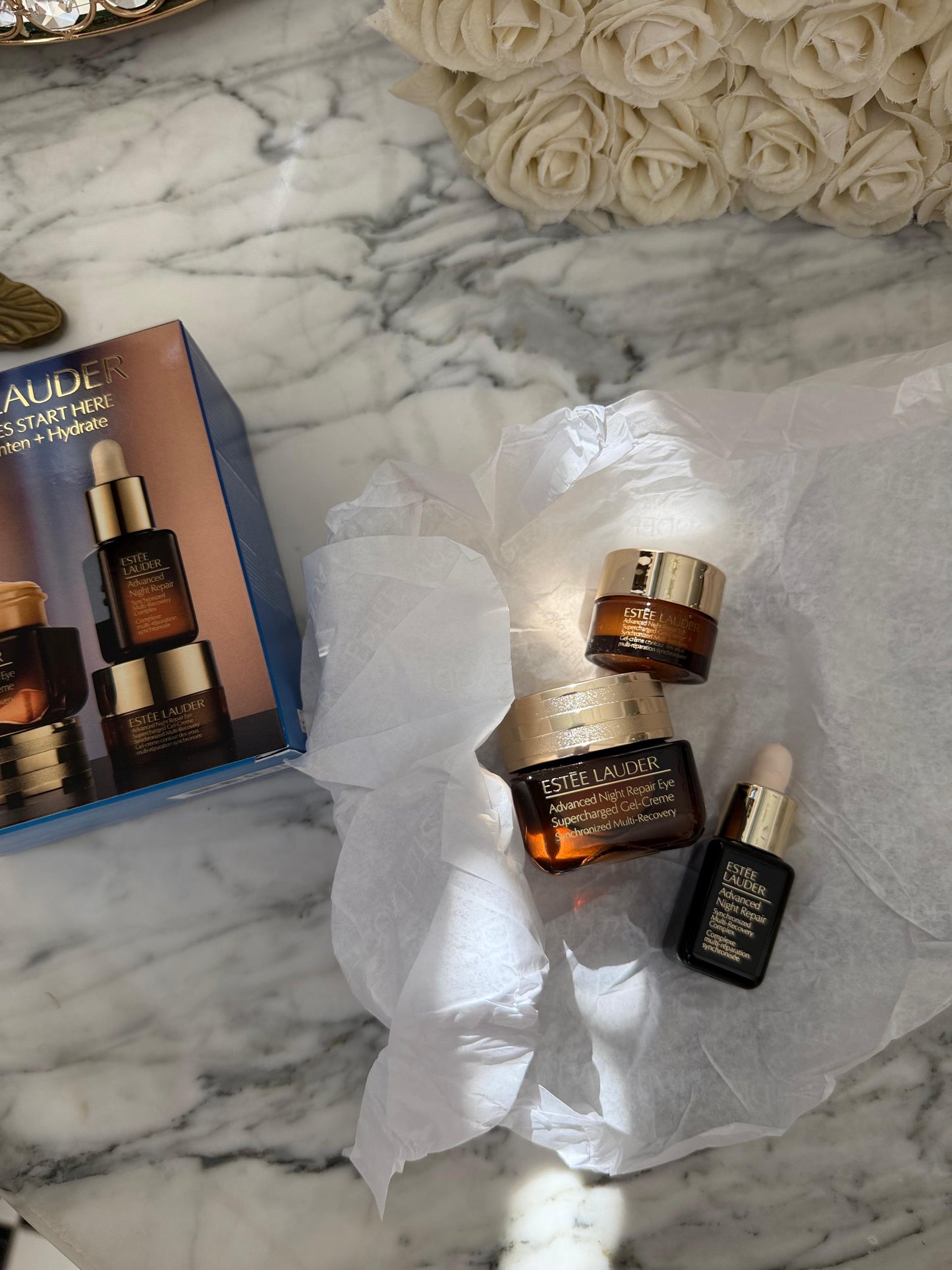 ESTEE LAUDER Brighter Eyes Start Here
Repair + Brighten + Hydrate