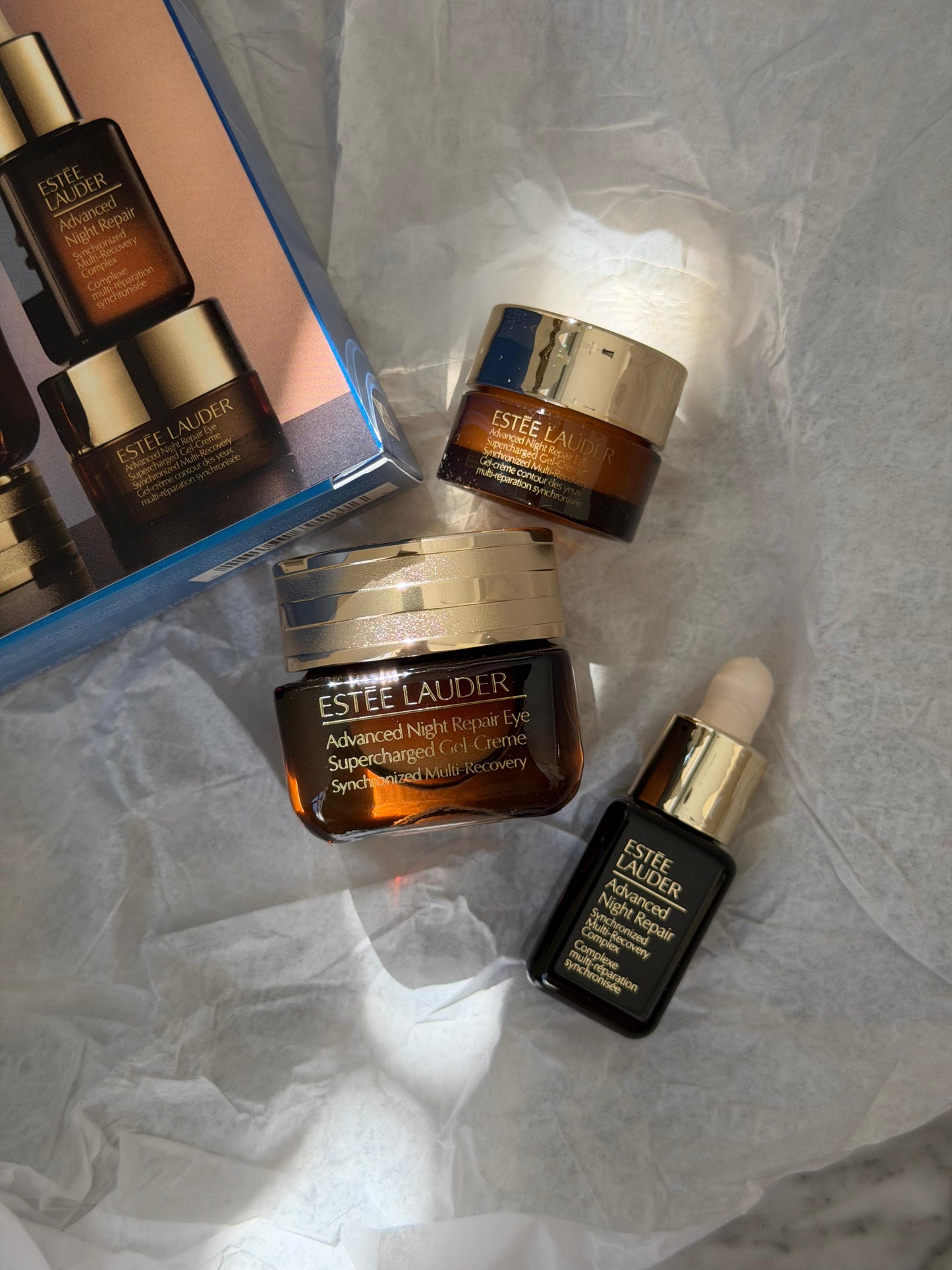 ESTEE LAUDER Brighter Eyes Start Here
Repair + Brighten + Hydrate