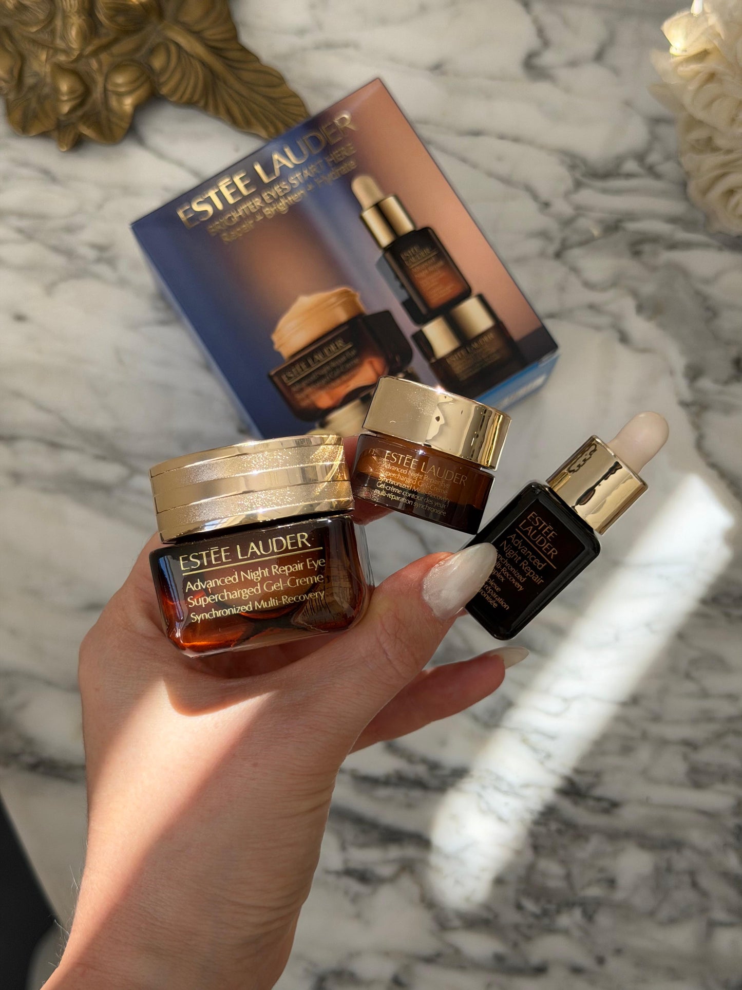 ESTEE LAUDER Brighter Eyes Start Here
Repair + Brighten + Hydrate