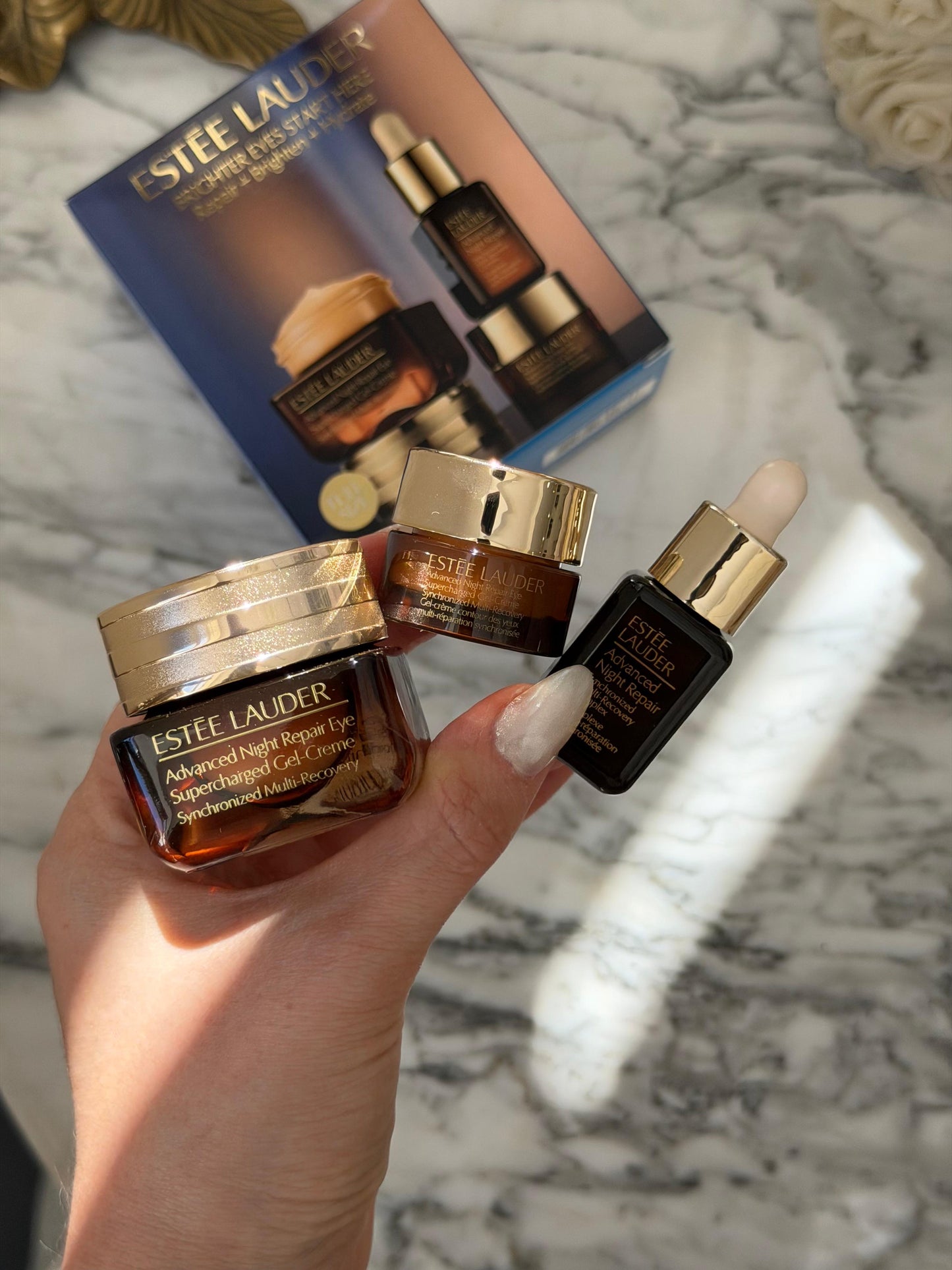 ESTEE LAUDER Brighter Eyes Start Here
Repair + Brighten + Hydrate
