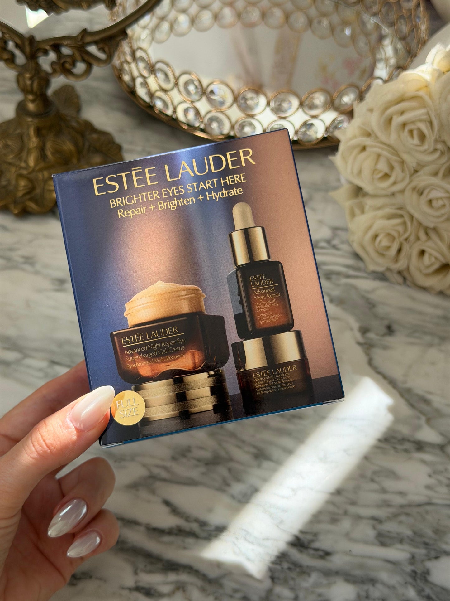 ESTEE LAUDER Brighter Eyes Start Here
Repair + Brighten + Hydrate