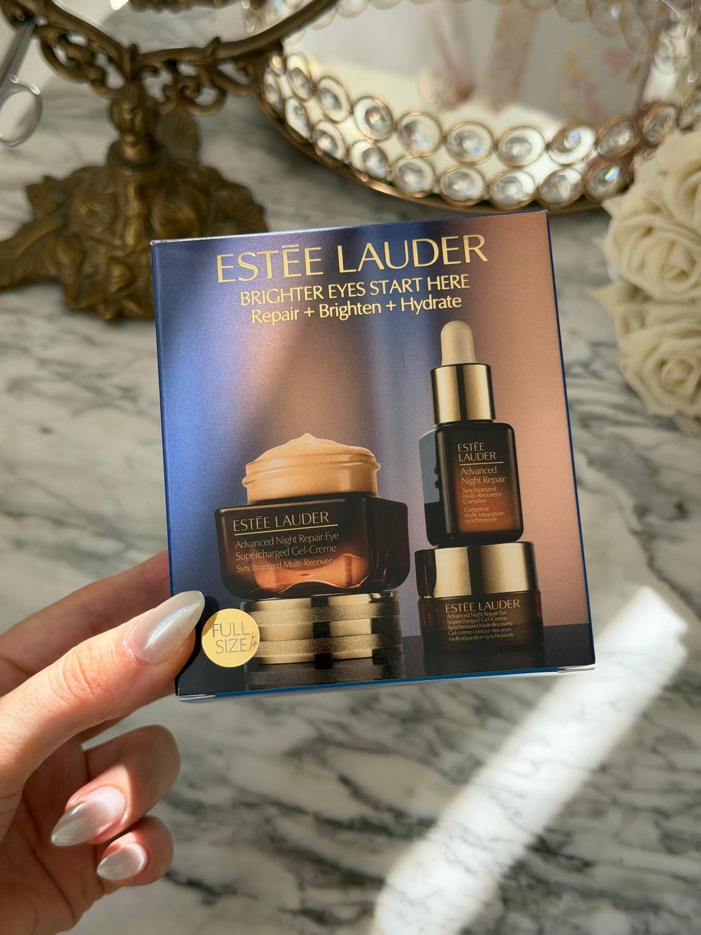 ESTEE LAUDER Brighter Eyes Start Here
Repair + Brighten + Hydrate