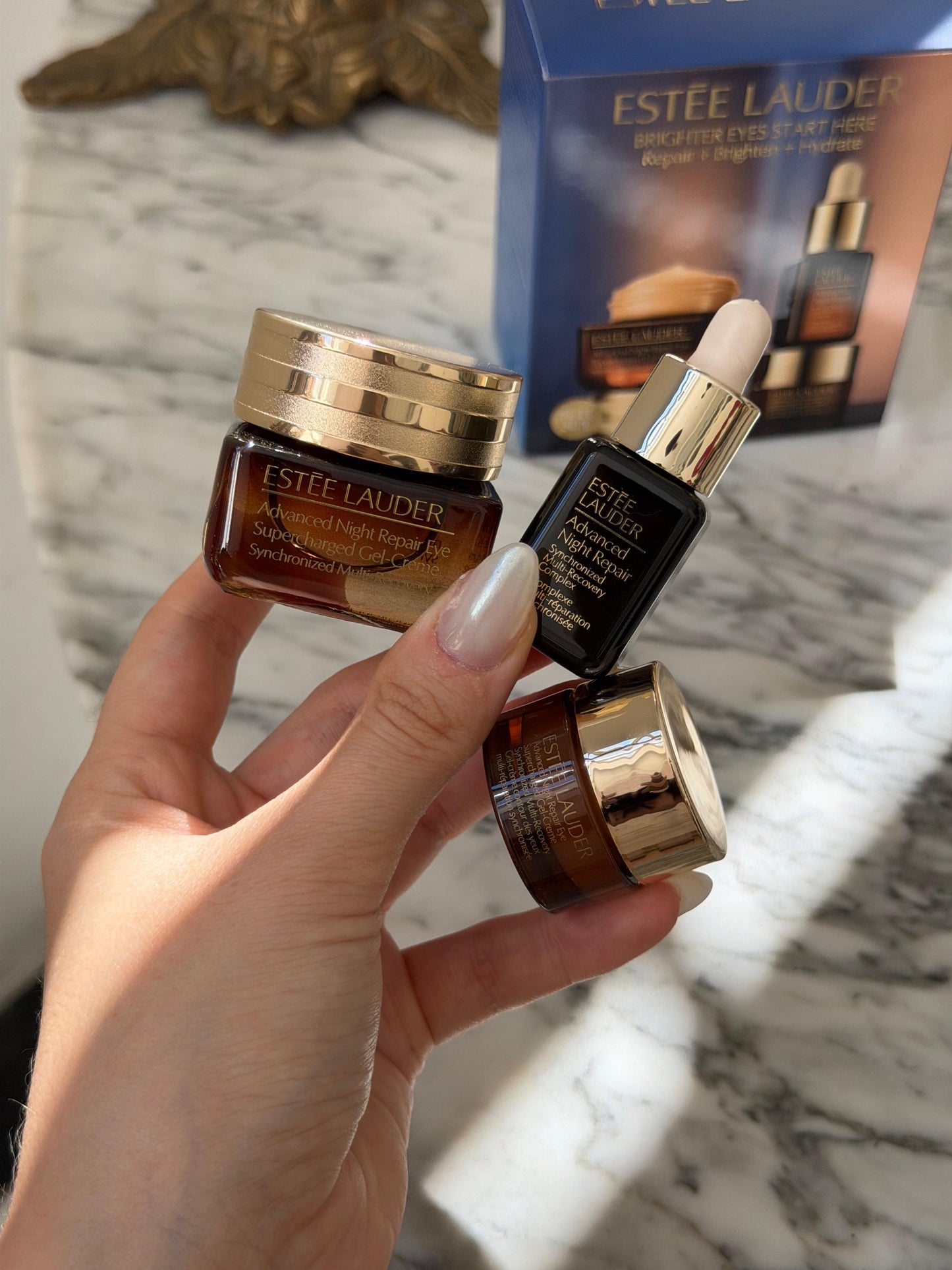 ESTEE LAUDER Brighter Eyes Start Here
Repair + Brighten + Hydrate