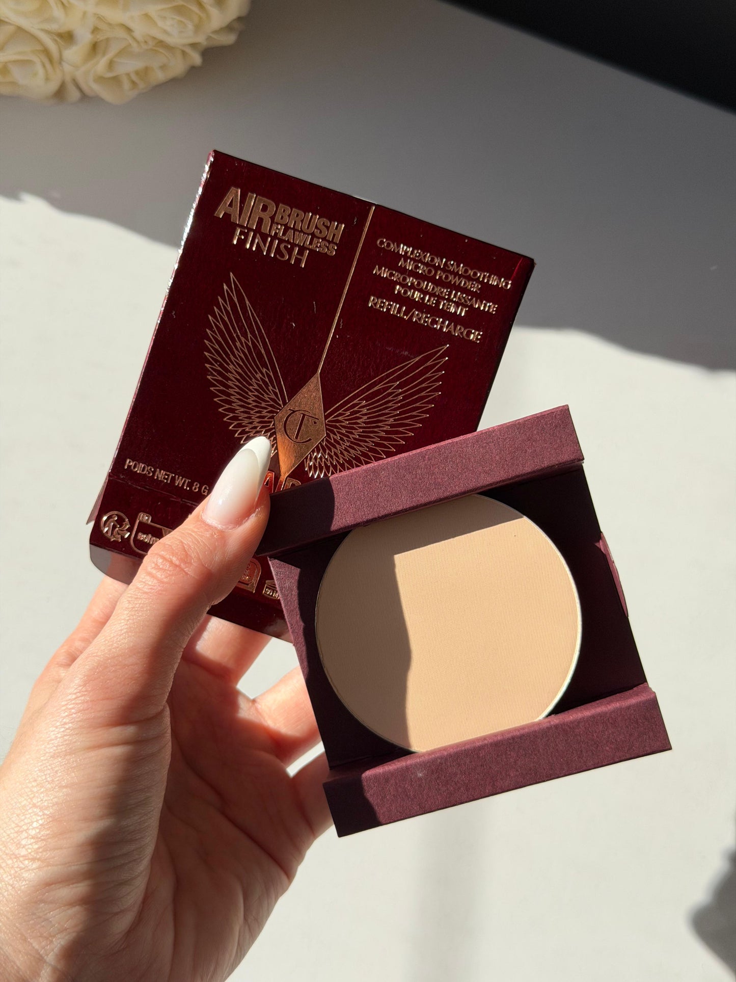 CHARLOTTE TILBURY Airbrush Flawless Finish (1) - Refill
Complexion Perfecting Micro Powder
