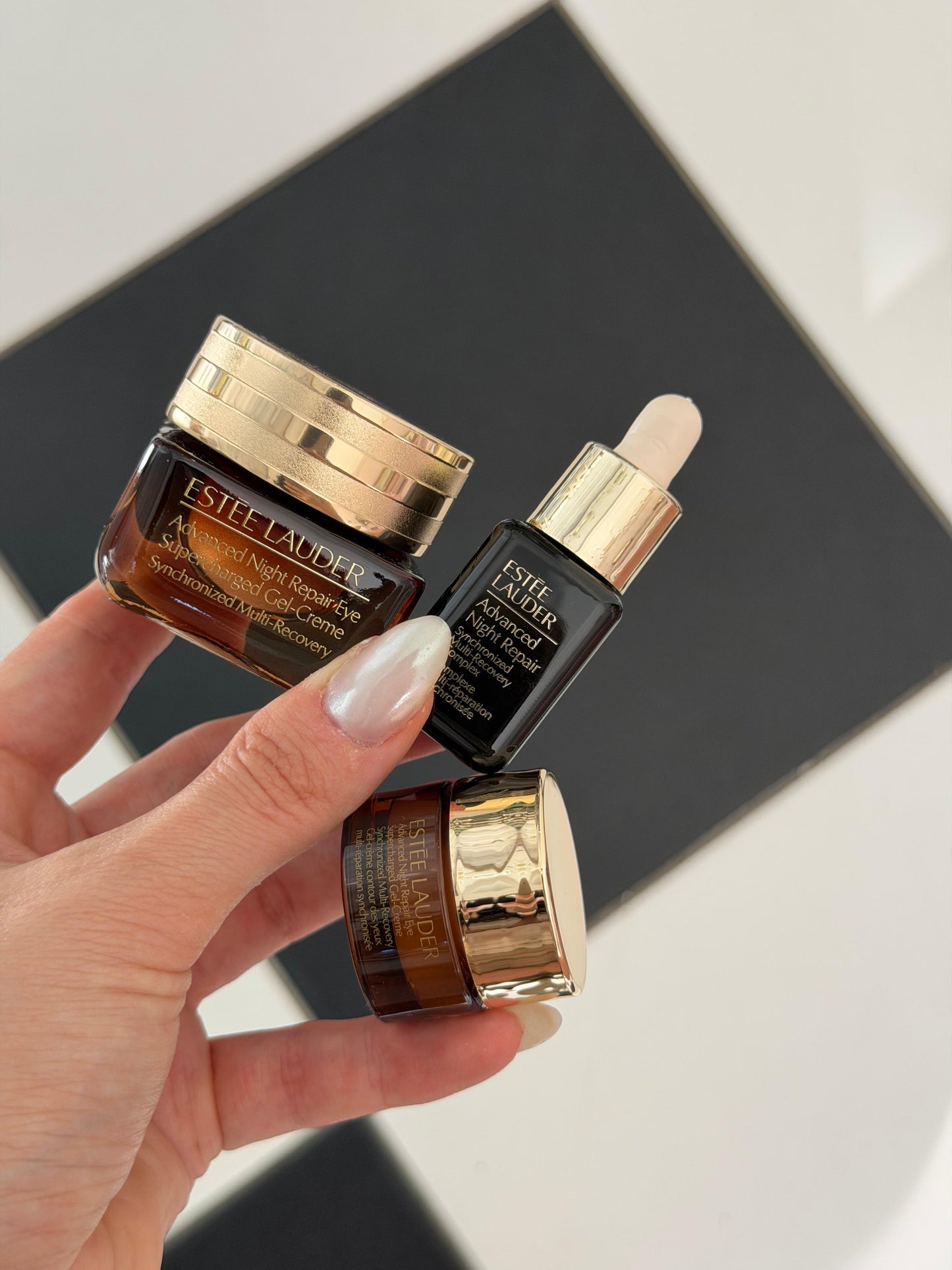 ESTEE LAUDER Brighter Eyes Start Here
Repair + Brighten + Hydrate