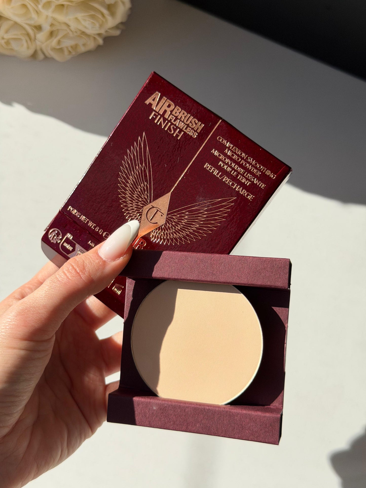 CHARLOTTE TILBURY Airbrush Flawless Finish (1) - Refill
Complexion Perfecting Micro Powder
