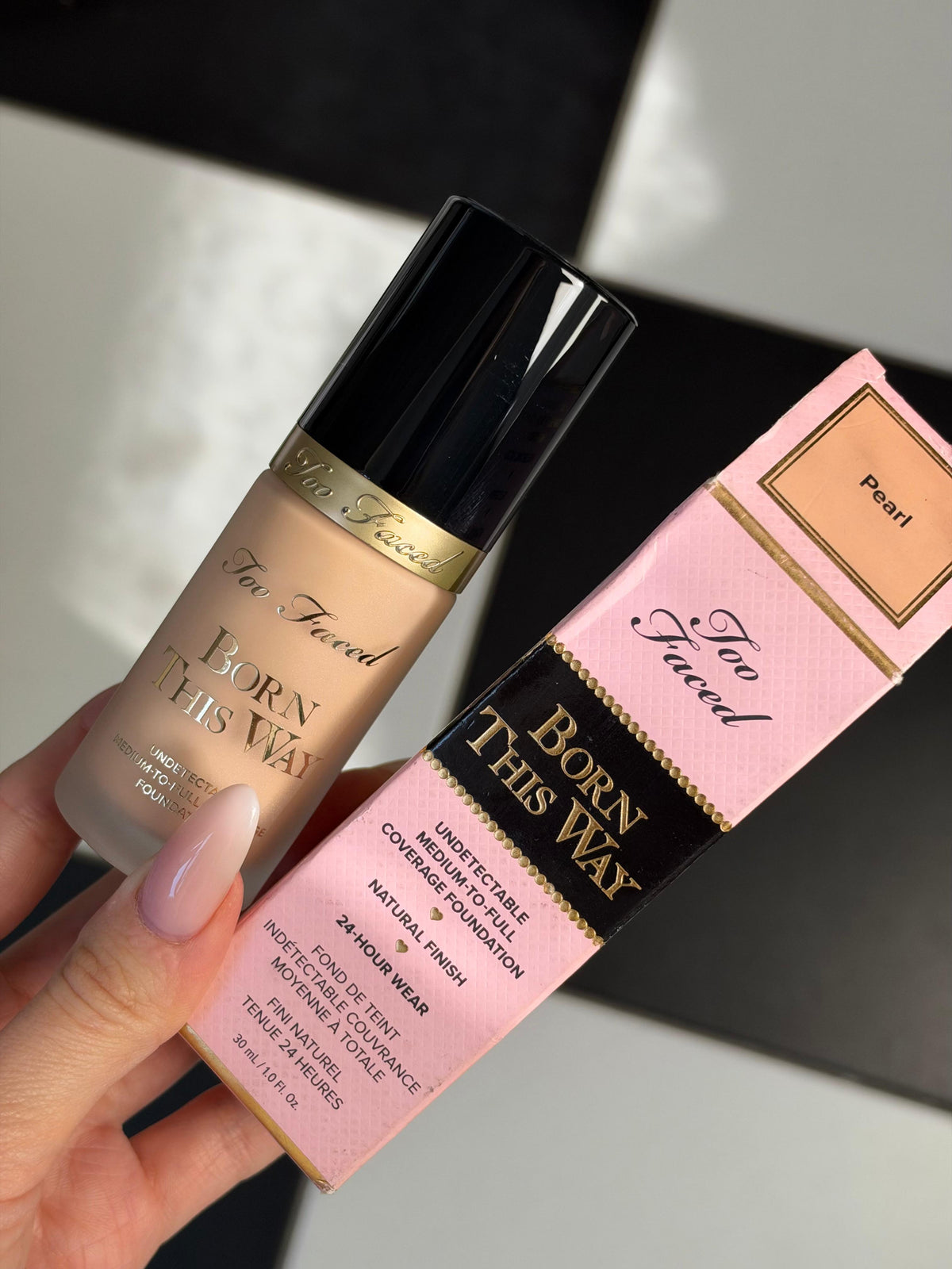 TOO FACED Born This Way - Pearl
Undetectable Flawless Coverage - Natural Finish Foundation